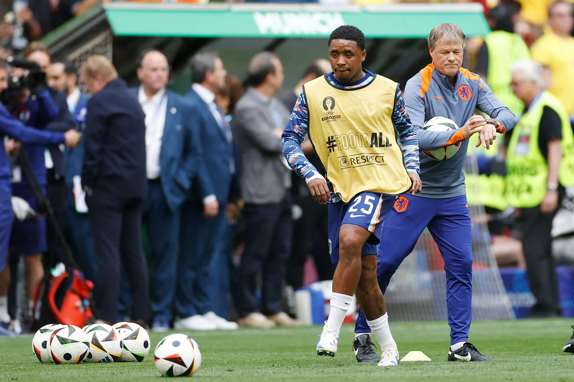 steven bergwijn oranje nederlands elfta euro 2024