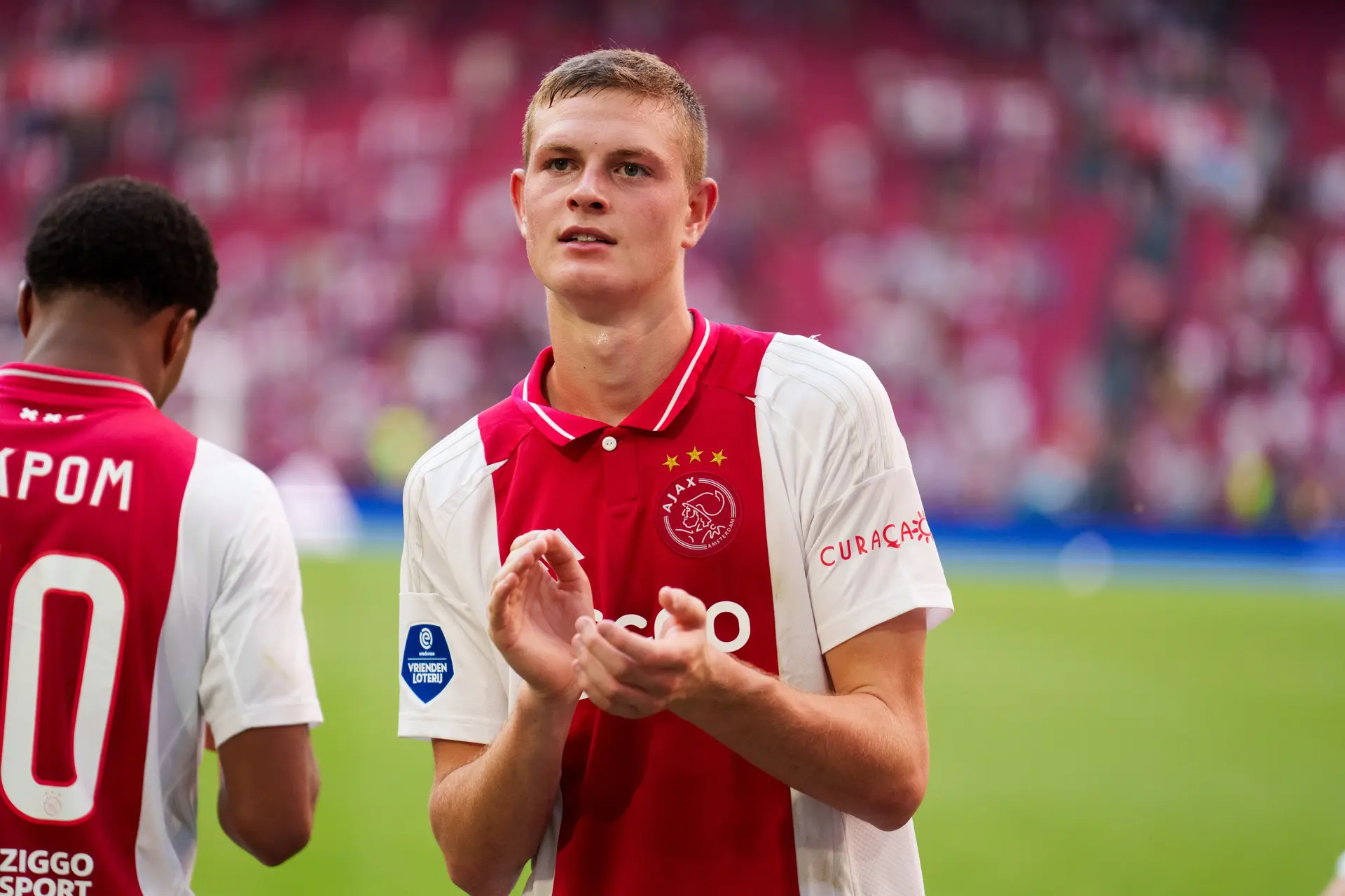 Janse en Godts maken opwachting in basiself Ajax tegen Heracles Almelo