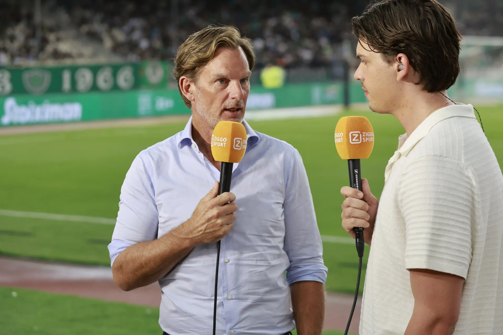 De Boer houdt dubbele gevoelens over aan zege: 'Ajax heeft na rust aanvallend niets meer uitgericht'