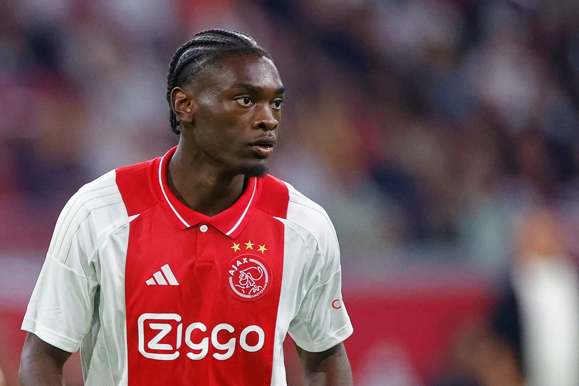 Mokio helpt Jong Ajax langs SC Cambuur: 'Ben blij met mijn eerste goal'