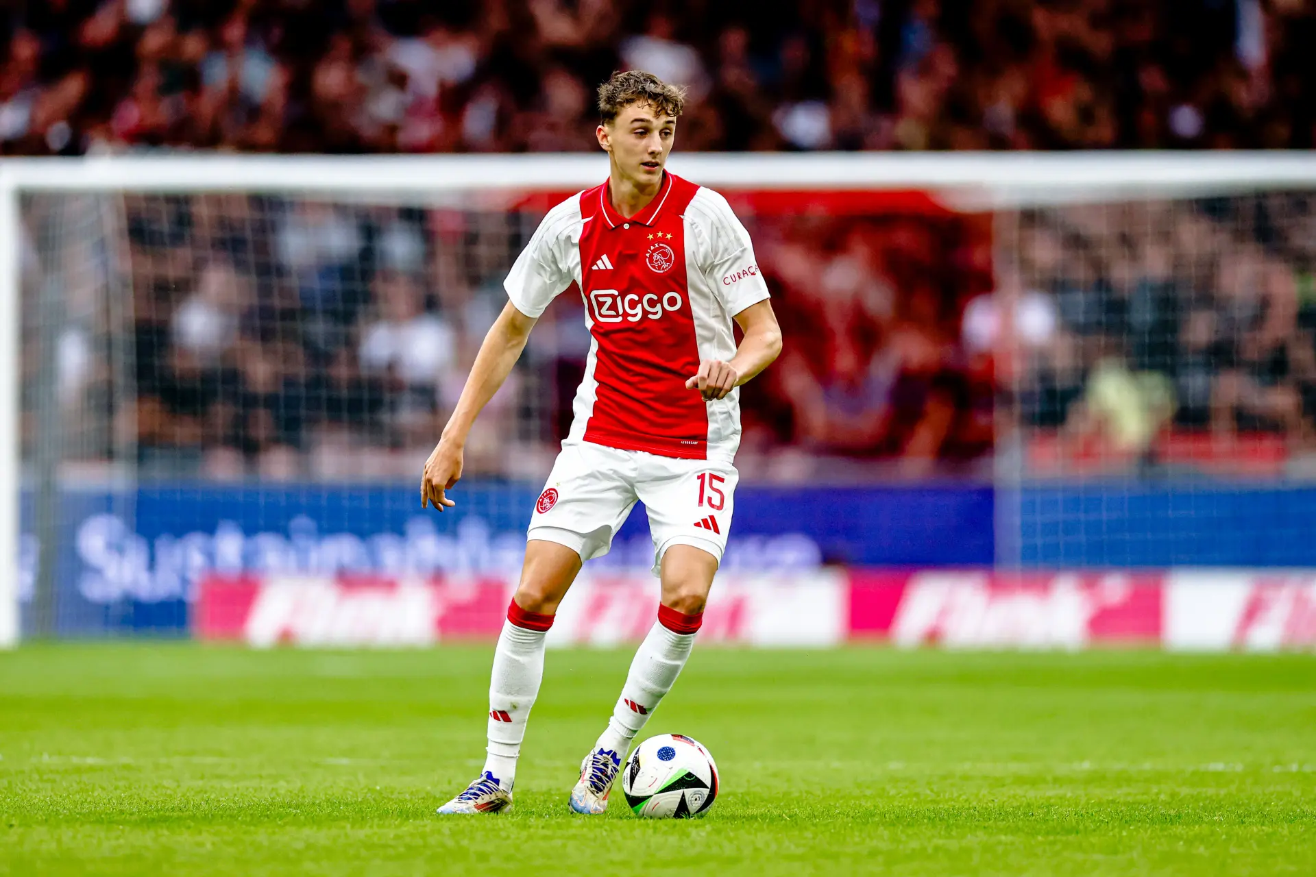 Van Basten geeft complimenten aan Baas: 'Daar begint het voetbal mee bij Ajax'