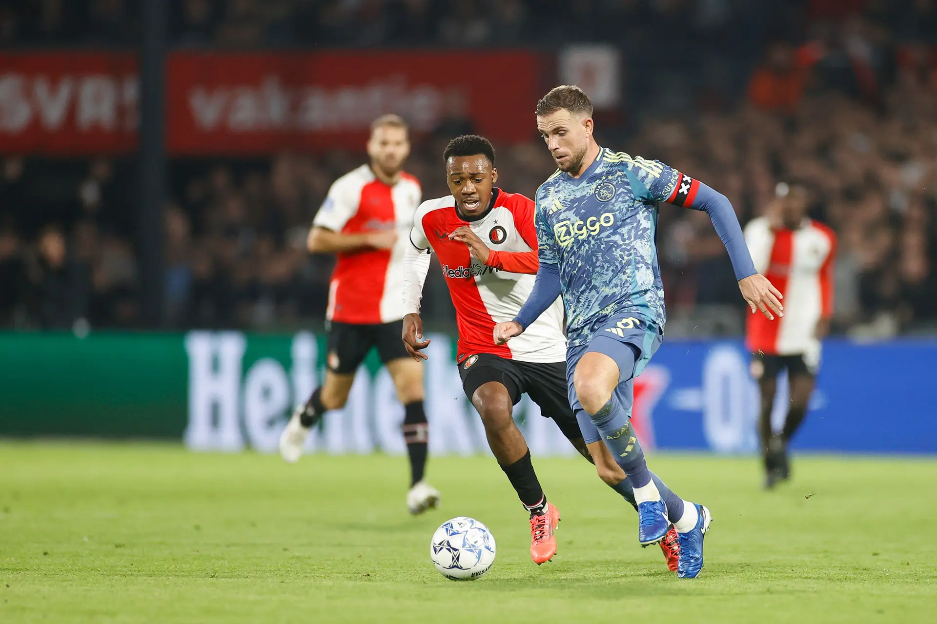 Henderson draagt gewonnen Klassieker op aan fans: 'Zij hebben afgelopen seizoen geleden'
