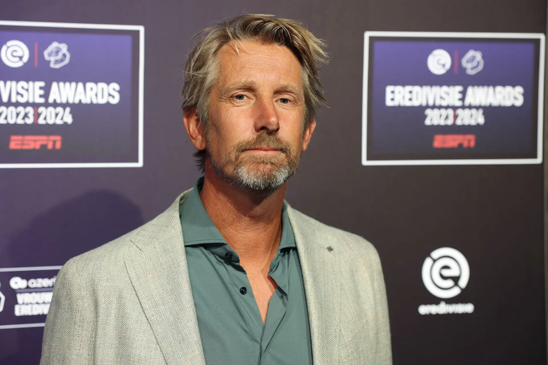Van der Sar twijfelt over toekomst in voetballerij: 'Het begint wel iets meer te kriebelen'
