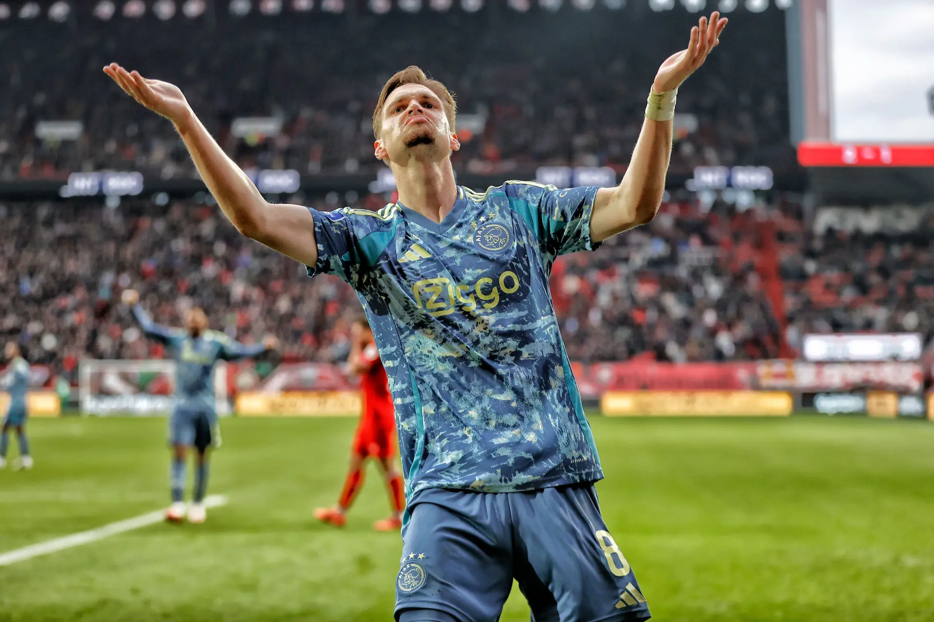 Taylor werd gebeld door Koeman: 'Aan mij om te laten zien waarom ik er wel bij hoor'