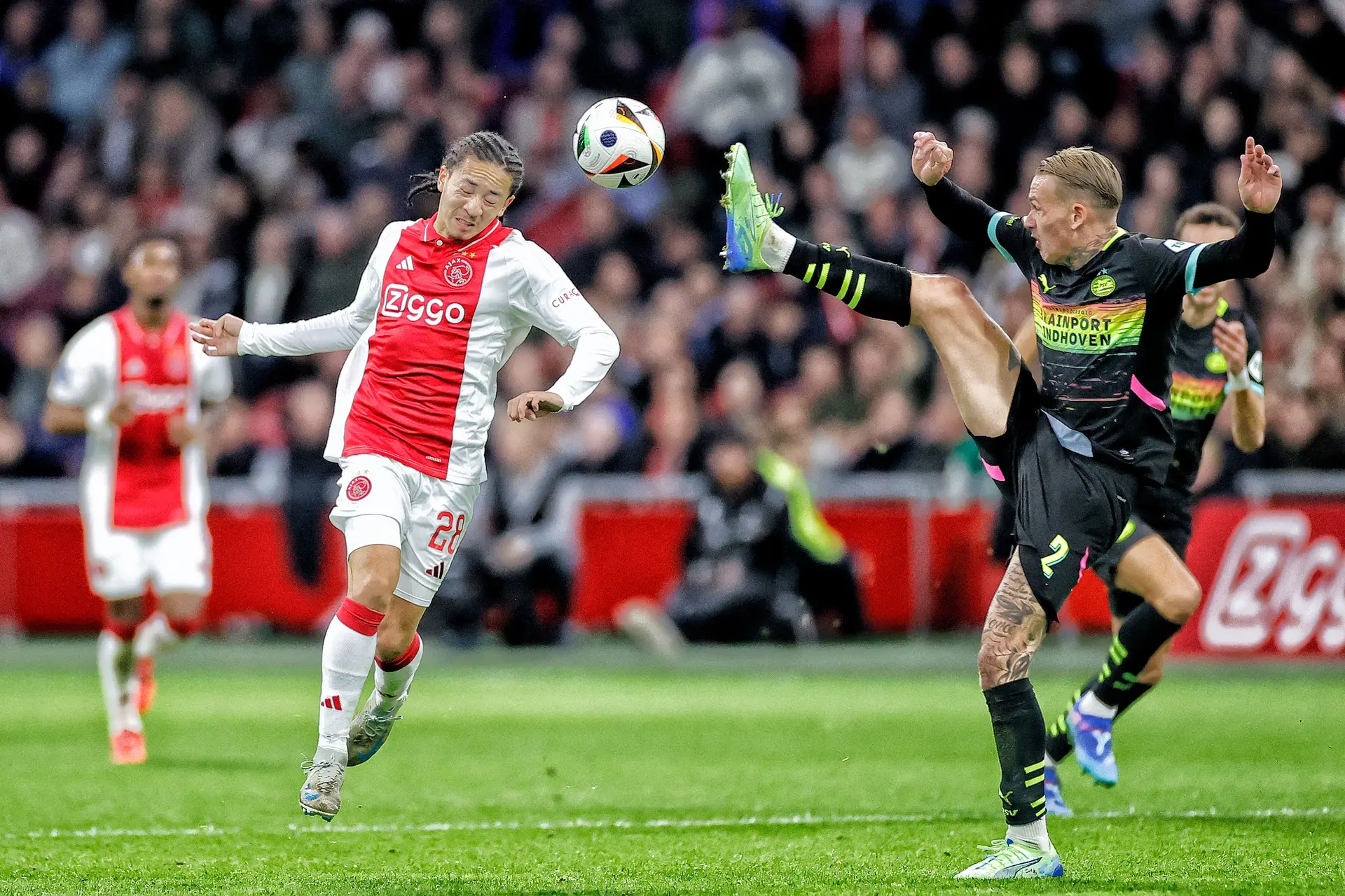 Fitz-Jim is Farioli dankbaar: 'Het voelt alsof Ajax terug is'