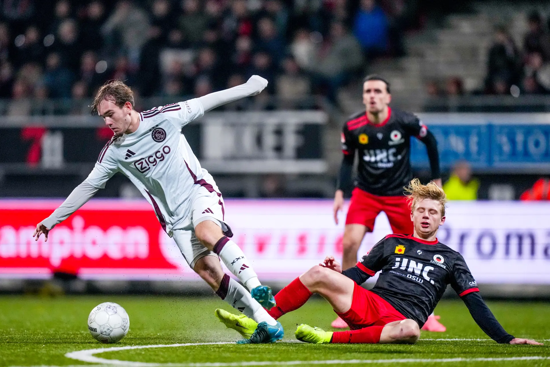BoJA: Ajax op eenzame hoogte als het gaat om doorschuiven van jonge talenten