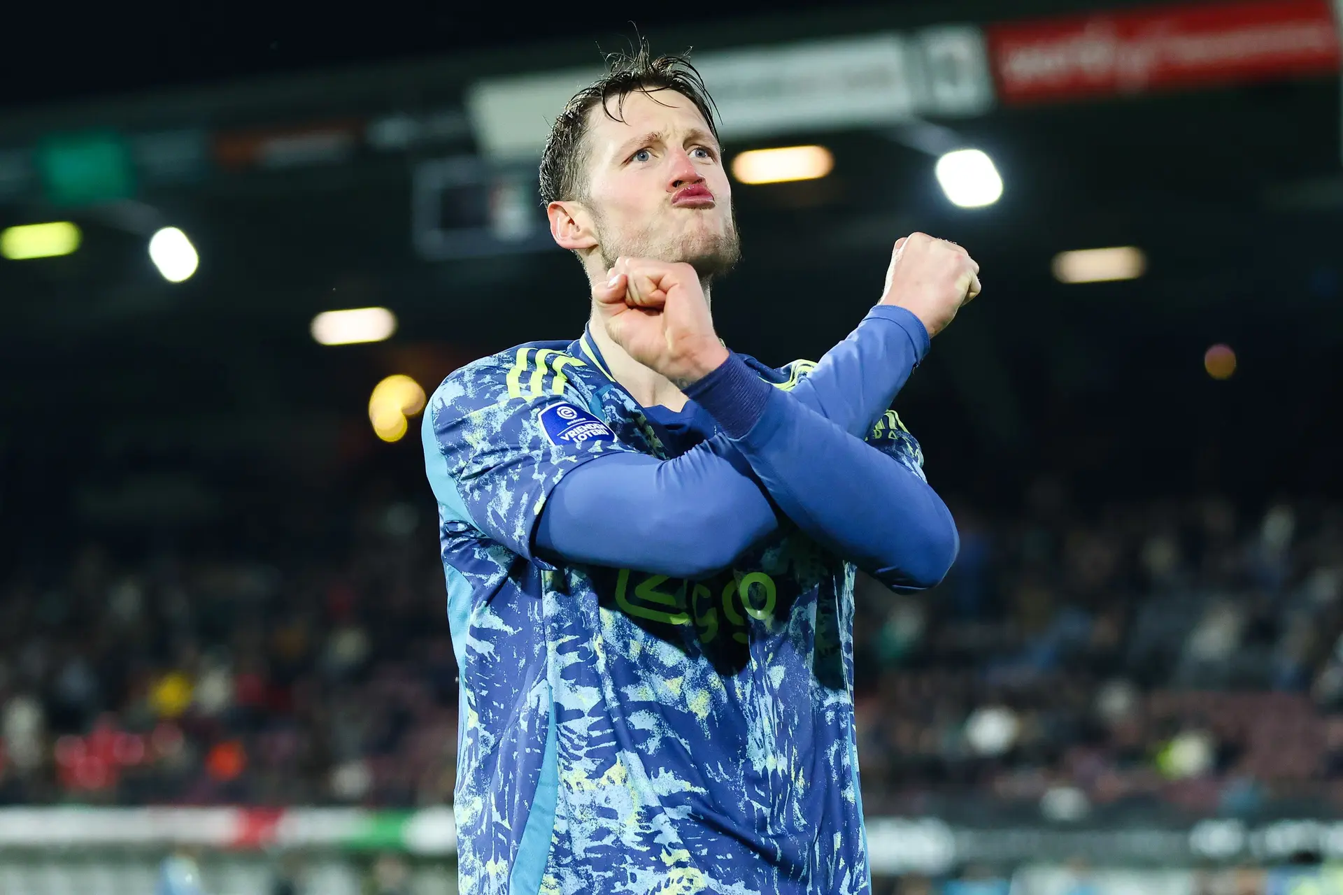 Rondom Ajax: Weghorst duikt op als analist bij WK darts