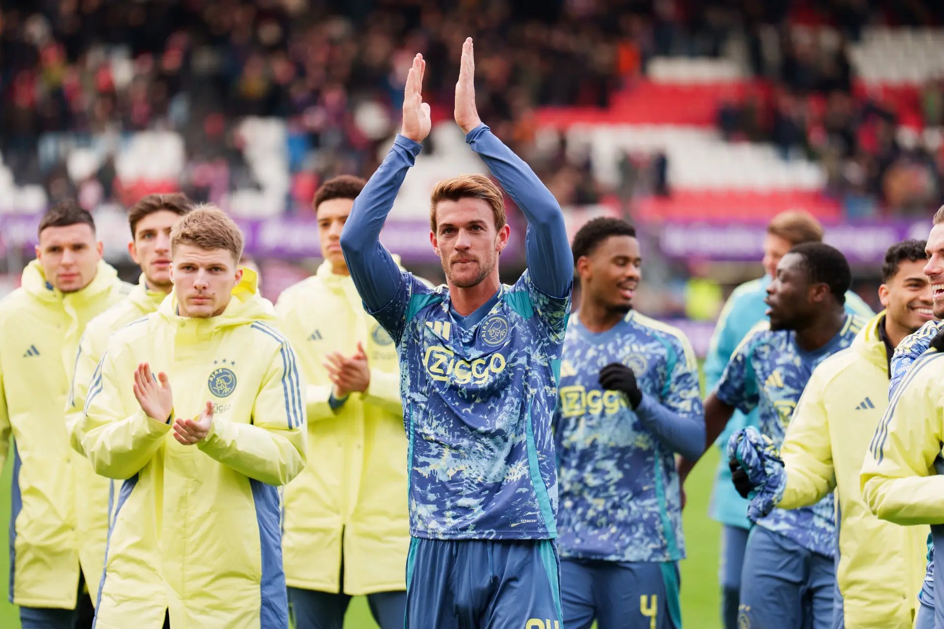Rugani ziet verschil tussen fans in Italië en bij Ajax: 'Bij 1-0 begon het publiek te morren'