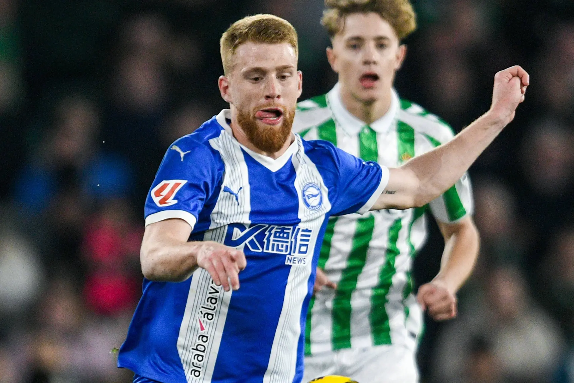 Geruchtenmolen: 'Ajax bekeek Vicente van Alavés; Club houdt vast aan vraagprijs van twintig miljoen'