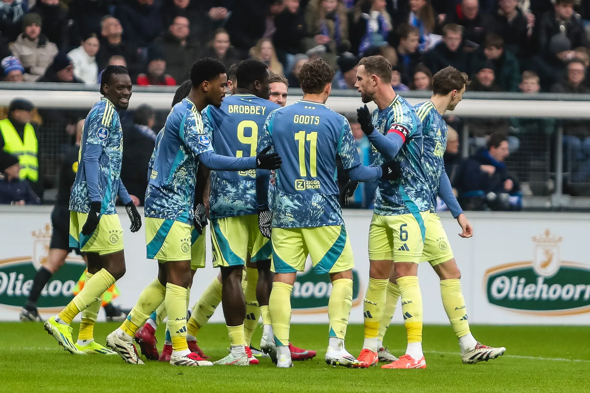 Ajax treft Feyenoord, PSV op bezoek bij NEC: volg hier stand Eredivisie!