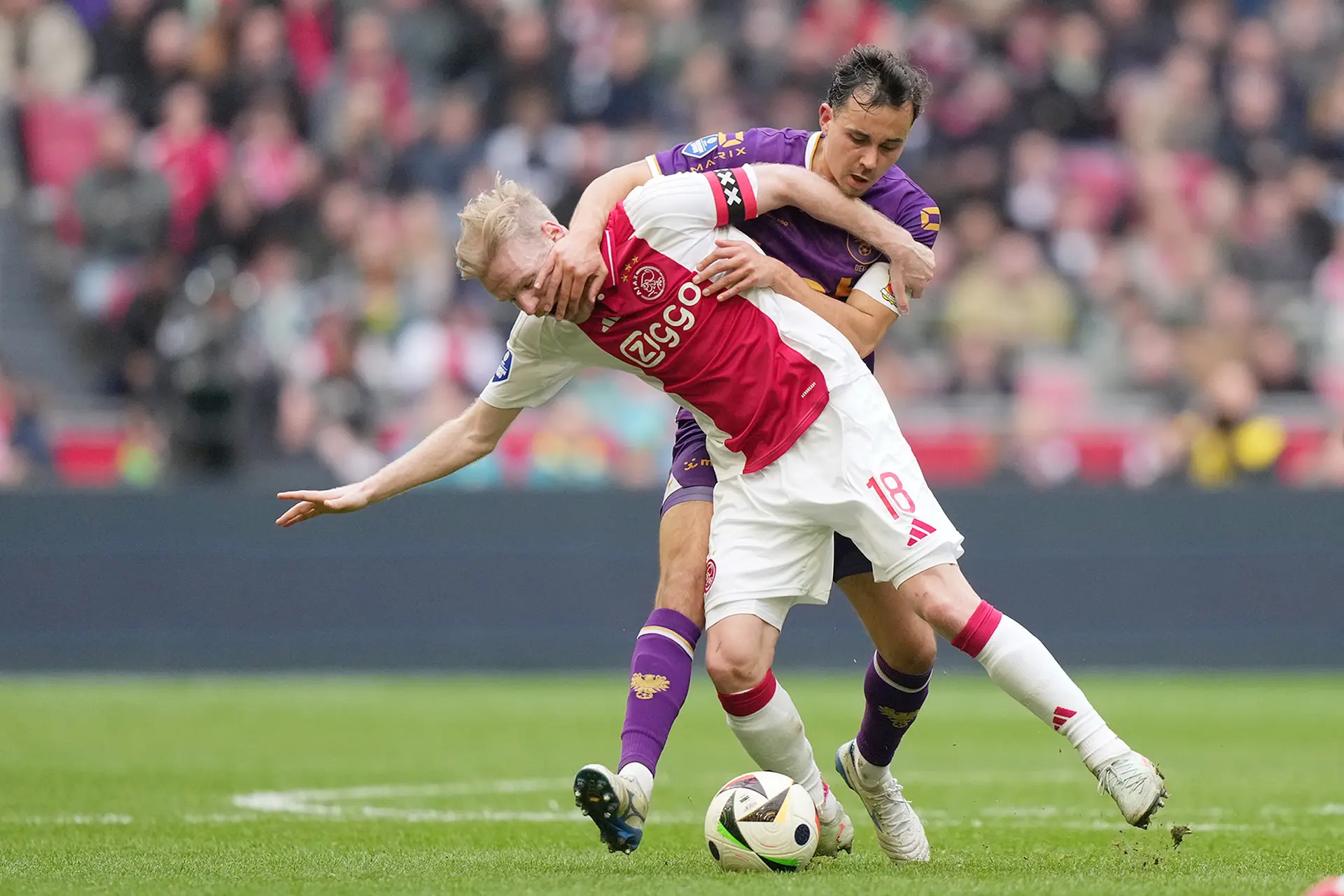 Klaassen ziet Ajax uitlopen op PSV: 'Zeg alleen dat we een goede positie hebben'