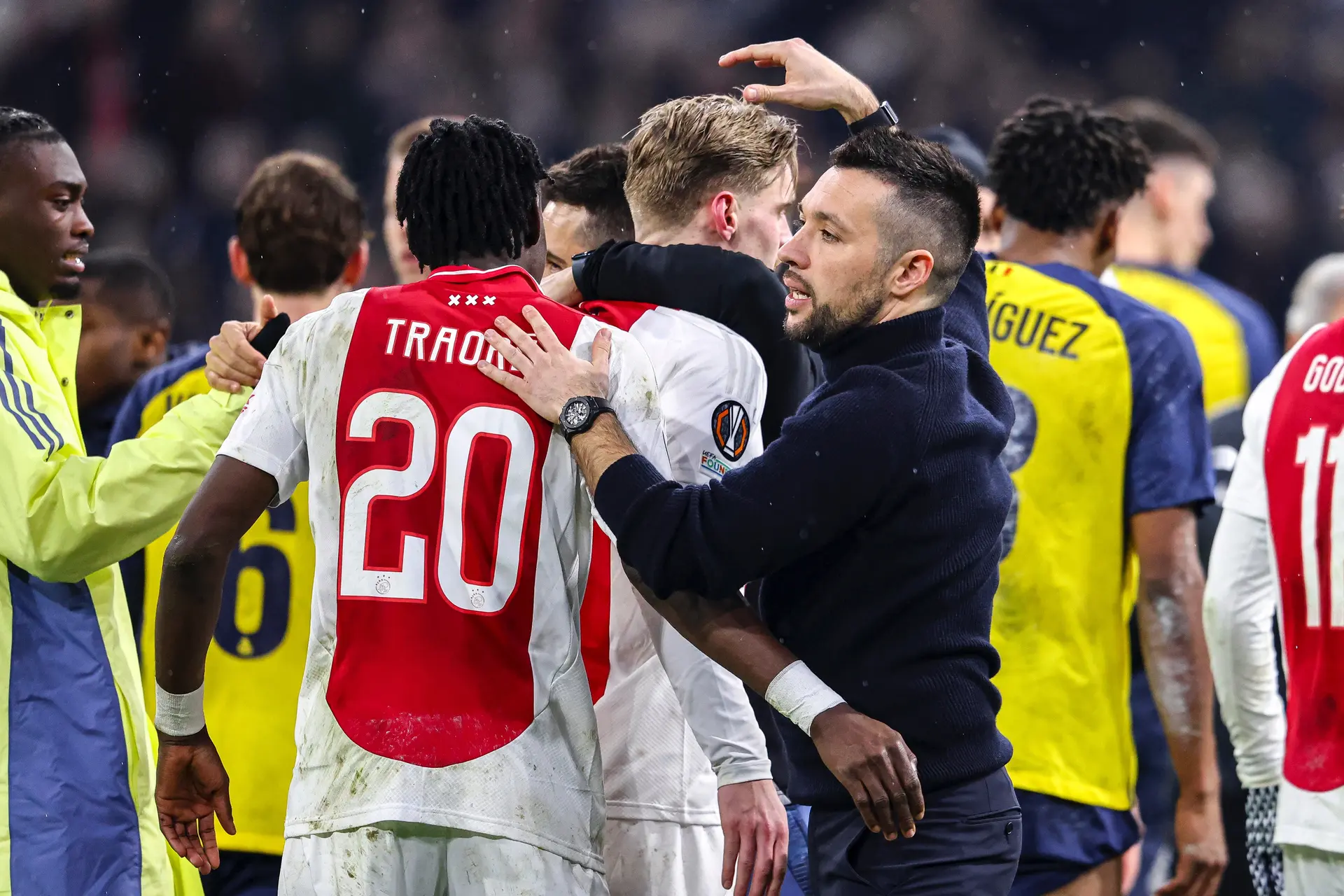 Gullit ziet veel geluk bij Ajax: 'Zelfs meest verstokte fans weten dat er bij Ajax enorm hoefijzer ligt'