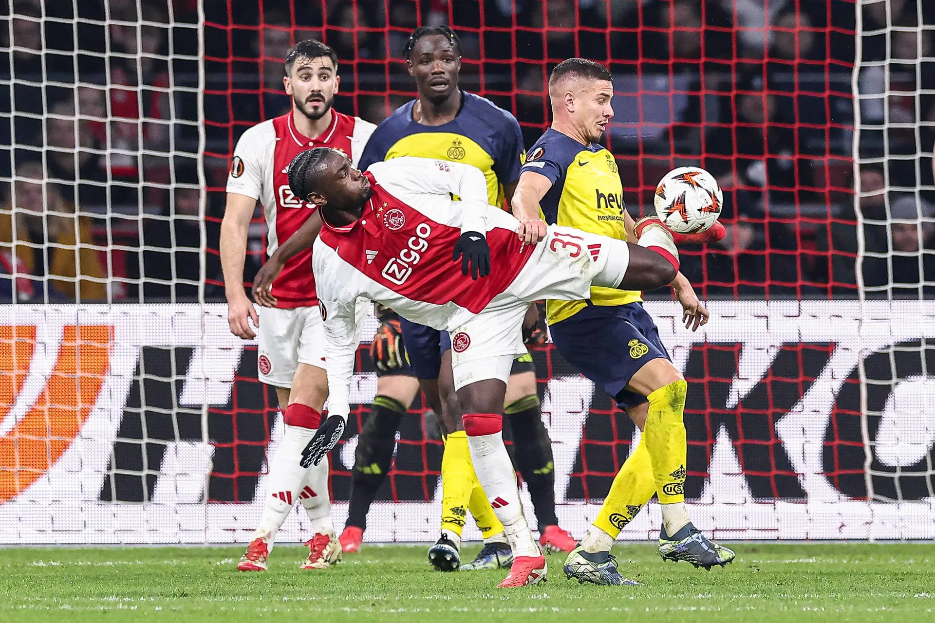 Rondom Ajax: Union Sint-Gillis spelers hoopte Ajax te loten