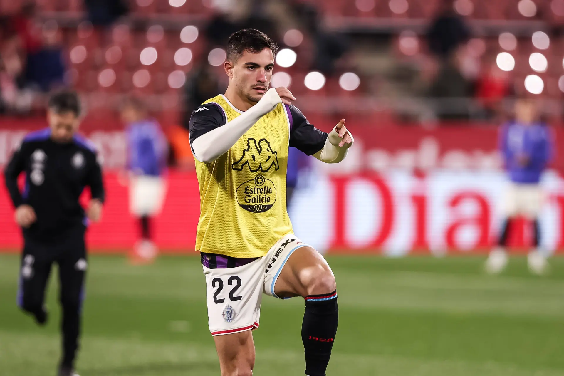[Update V] 'Rosa bereikt persoonlijk akkoord met Ajax; Braziliaan tekent tot zomer 2029 bij Ajax'