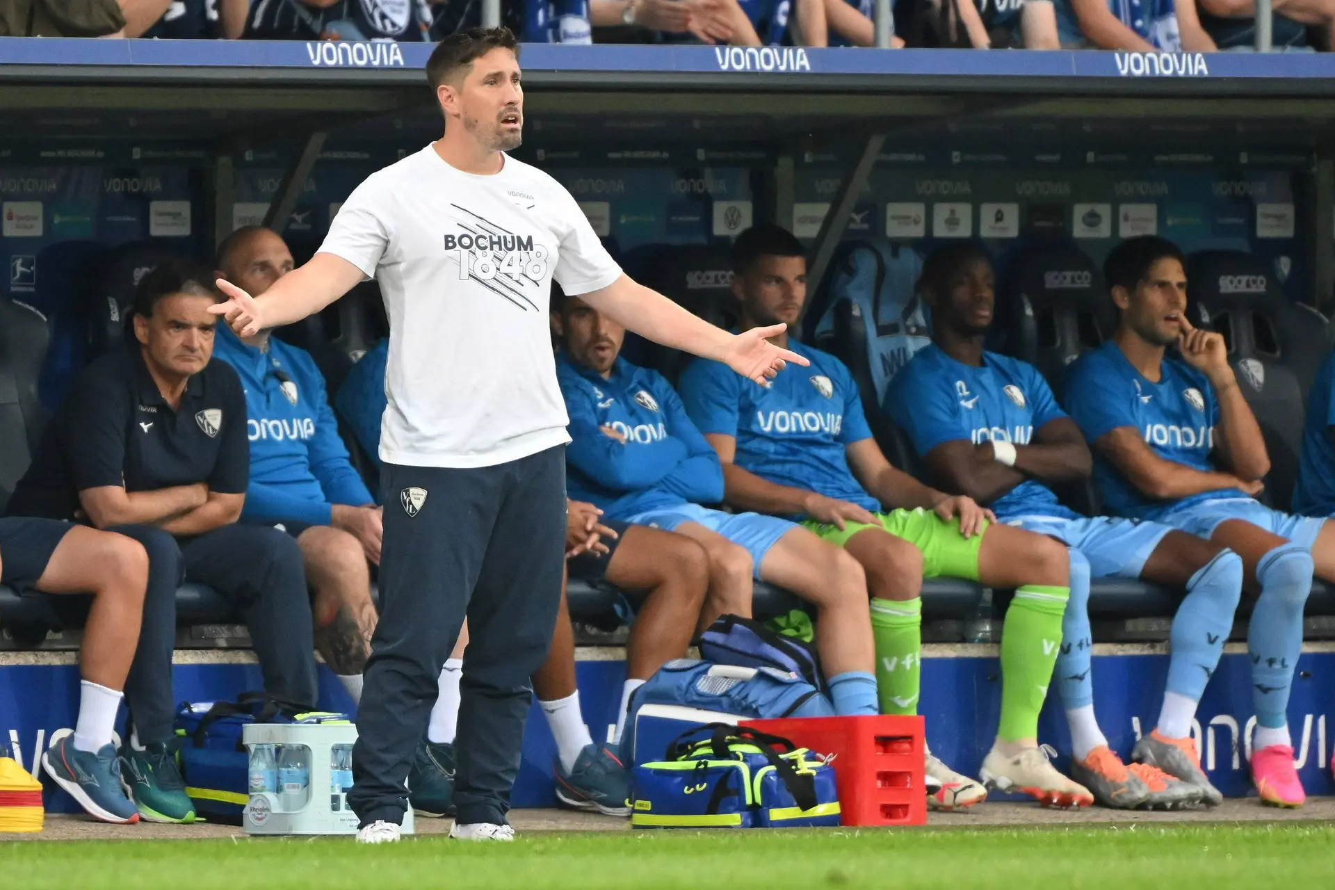 Frankfurt-assistent lyrisch: 'Ajax Amsterdam is het Bayern München van Nederland'
