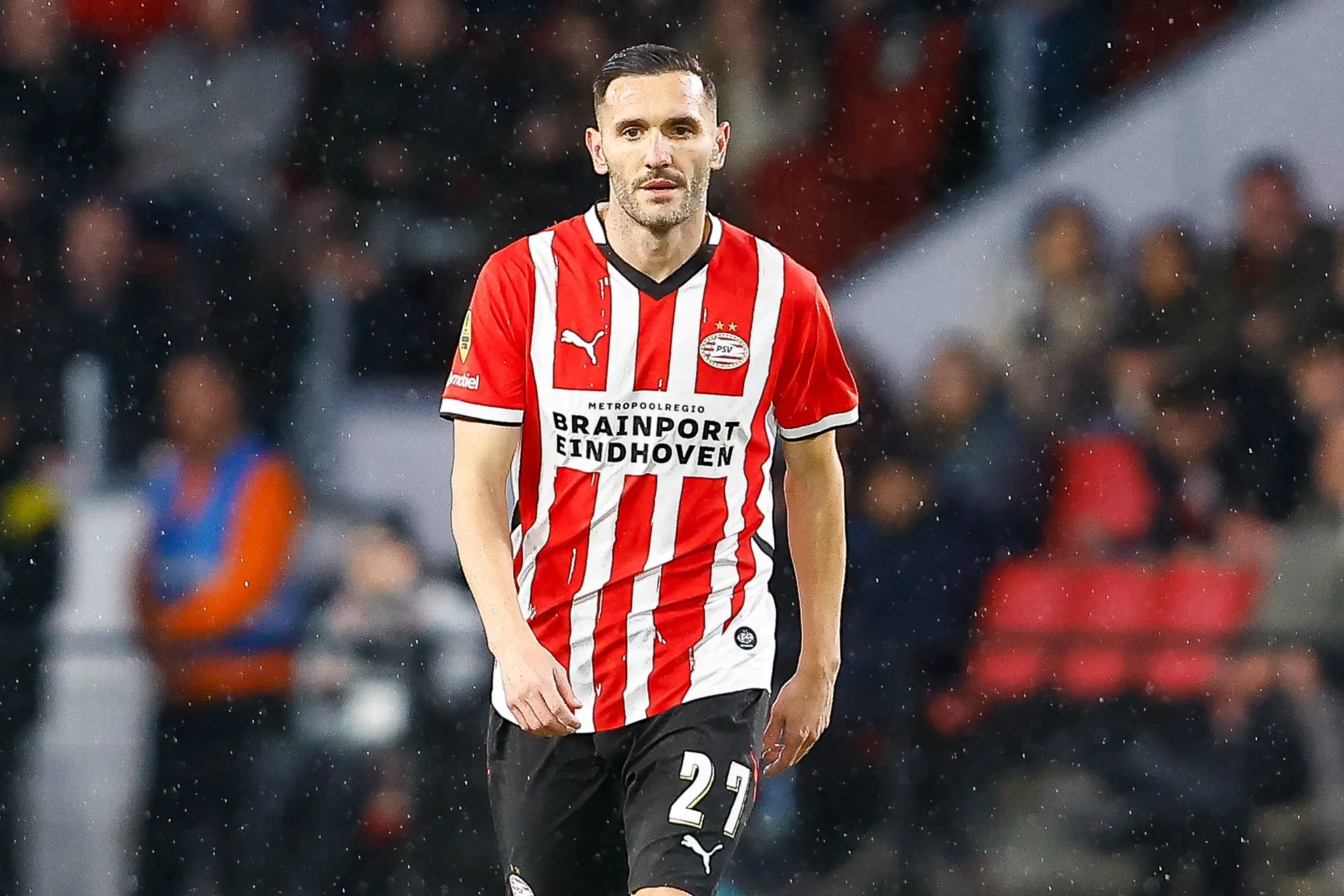 [Update IV] Pérez enige besmette speler bij PSV, verdere maatregelen niet nodig