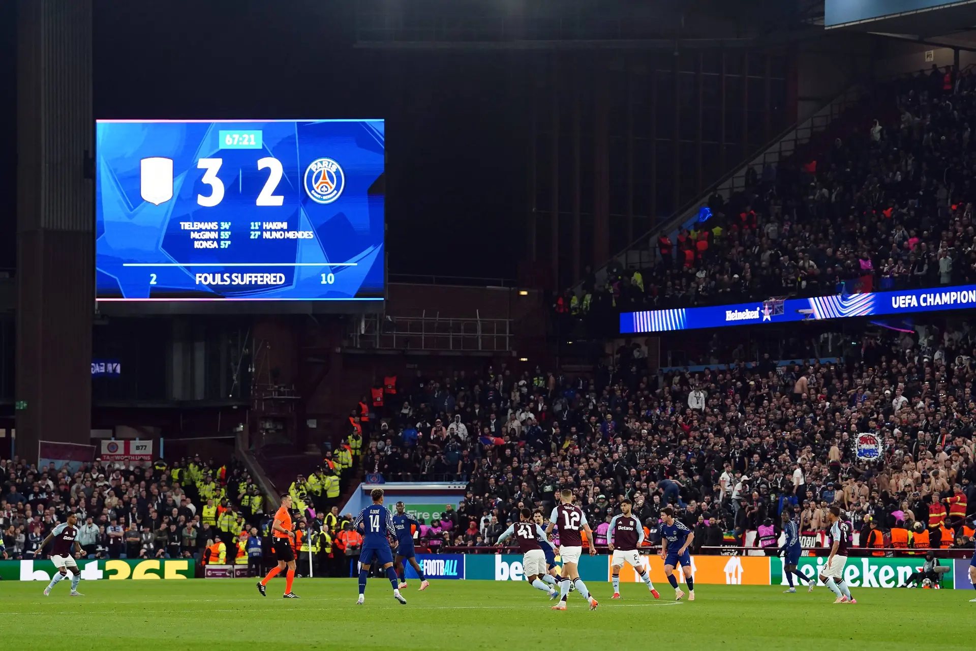 Paris Saint-Germain en FC Barcelona schrikken, maar bereiken halve finale Champions League