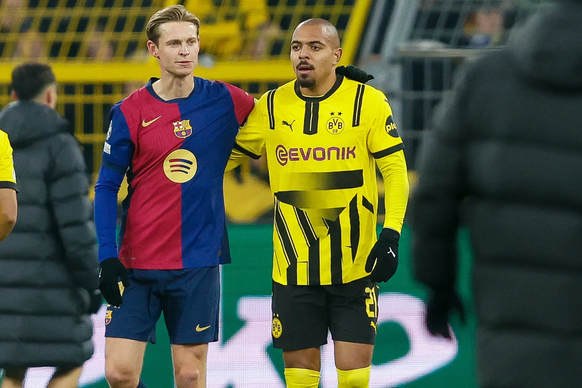 Buitenland: Frenkie de Jong wil wereldvorm met FC Barcelona doorzetten in Champions League