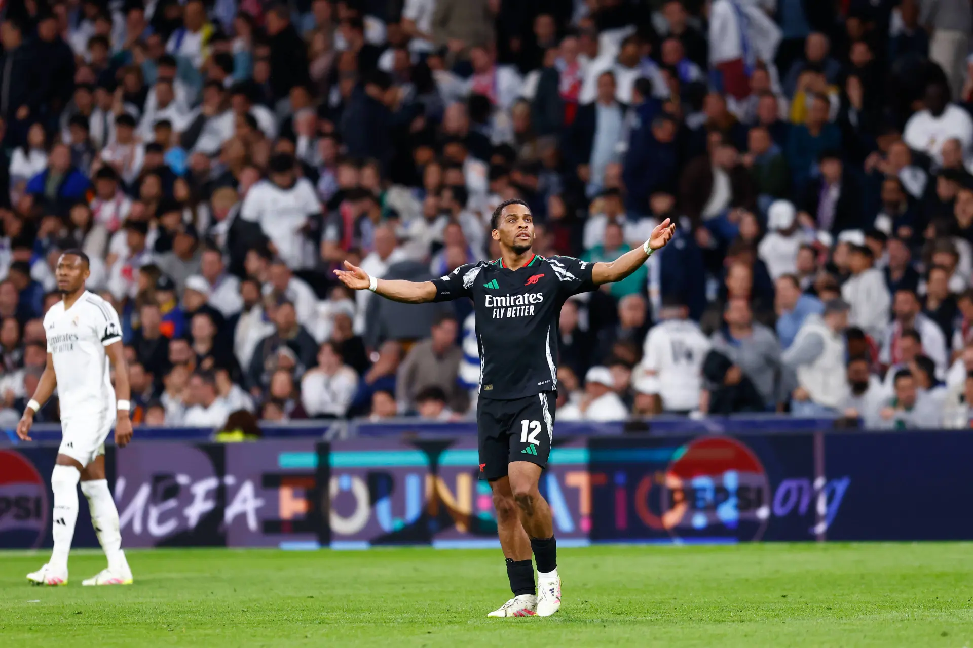 Timber trots na nieuwe zege op Real Madrid: 'Kan niet mooier, maar wordt er niet makkelijker op'