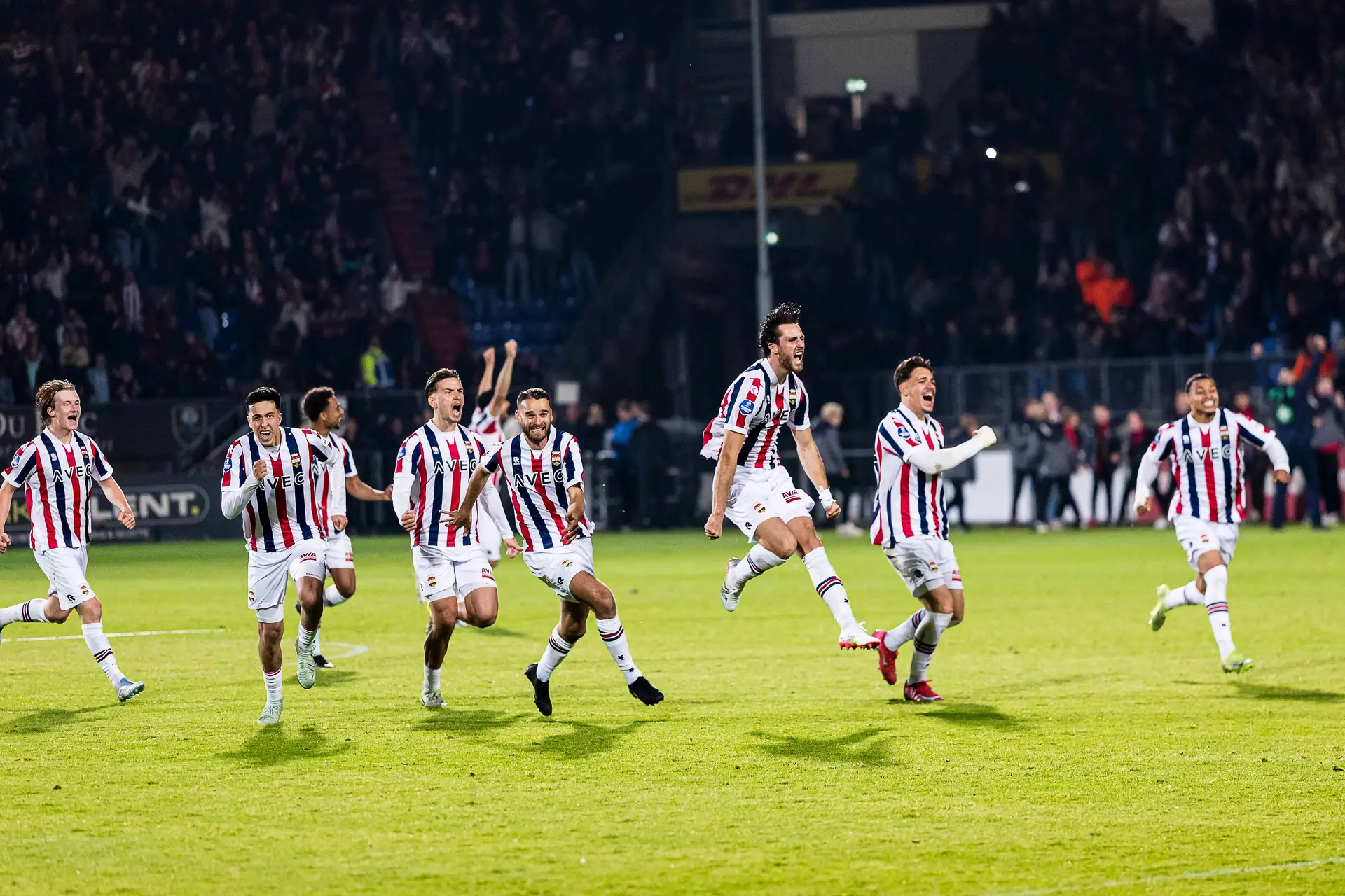 Willem II houdt handhavingsdroom in leven na thriller van 120 minuten