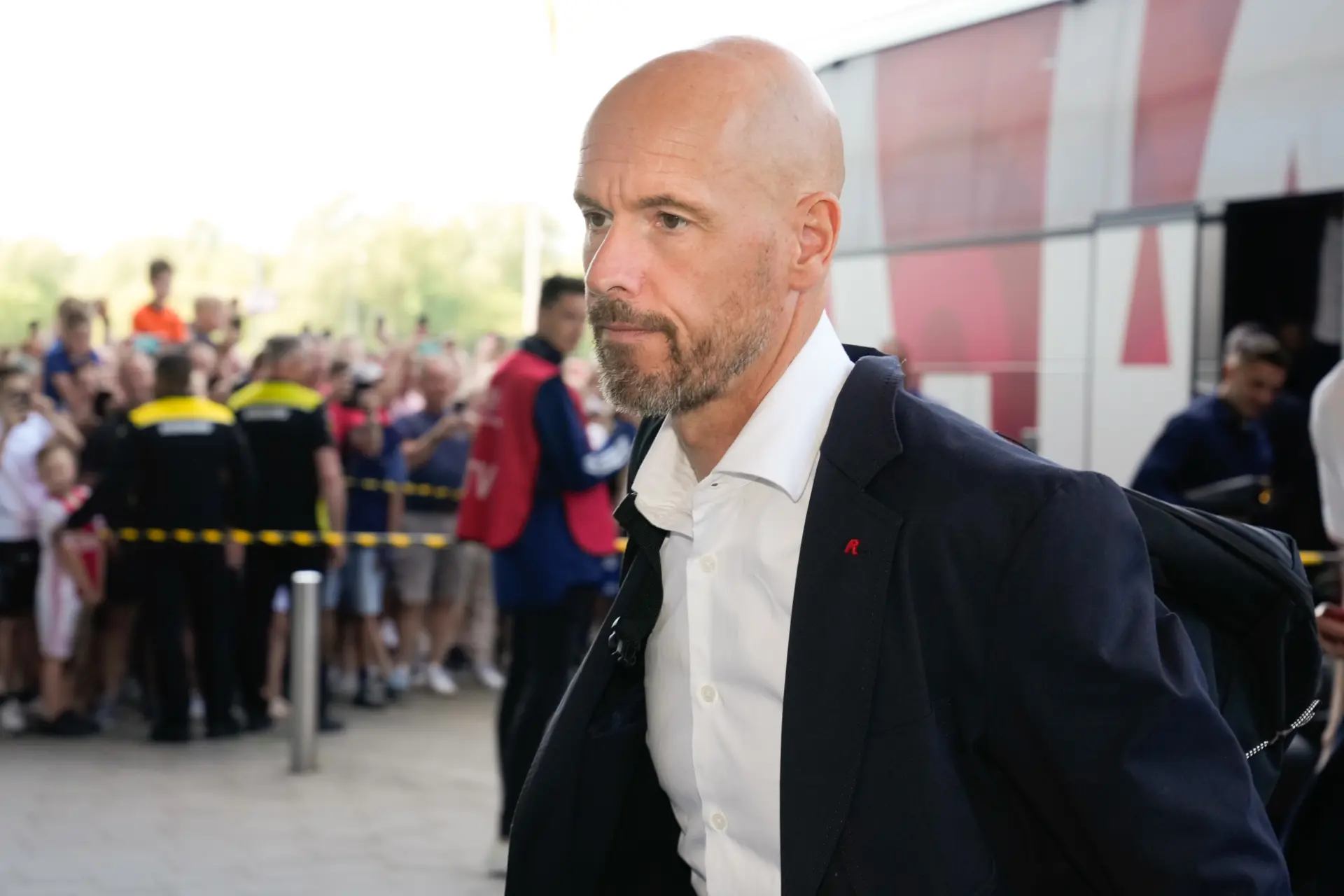 AD onthult: 'Afgelopen maandag sprak Alex Kroes al uitvoerig met Erik ten Hag'