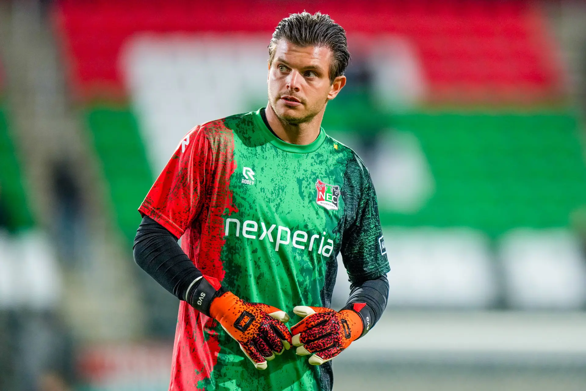 Markt open Transfers Eredivisie zomer 2025 op een rij!
