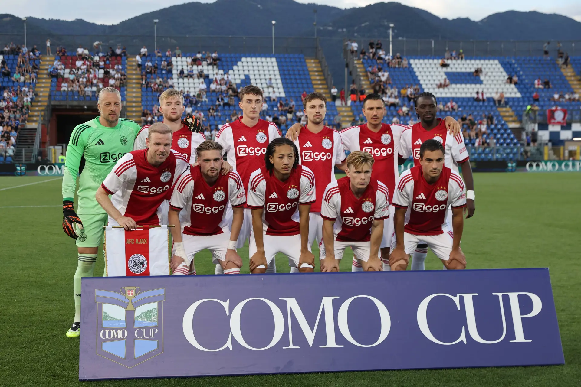 Ajax en de voorbereiding op het nieuwe seizoen: Open Dag en toeleven naar AS Monaco