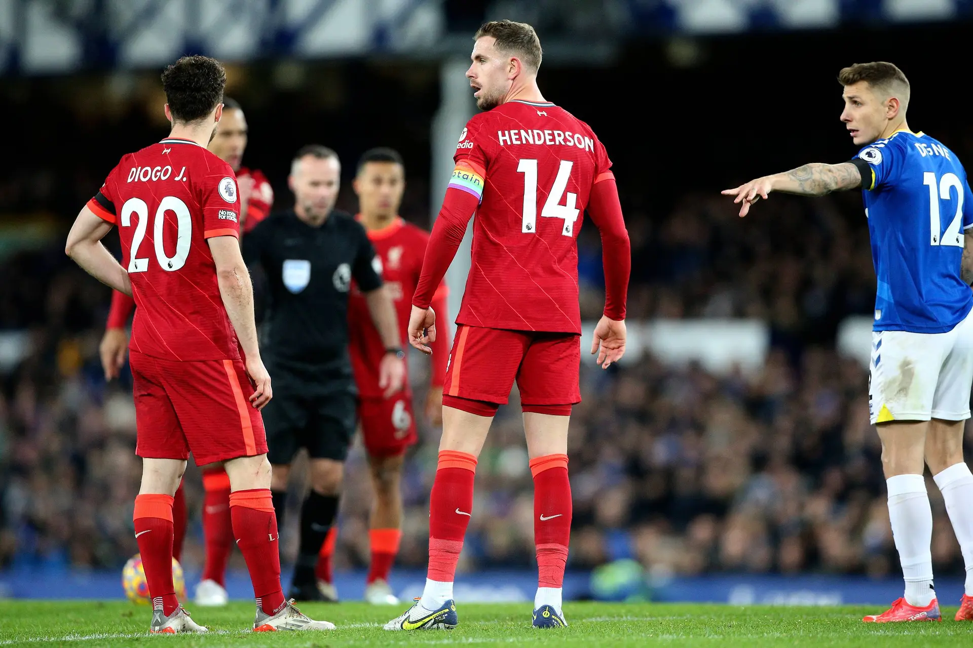 [Update] Henderson eert overleden Diogo Jota op Anfield
