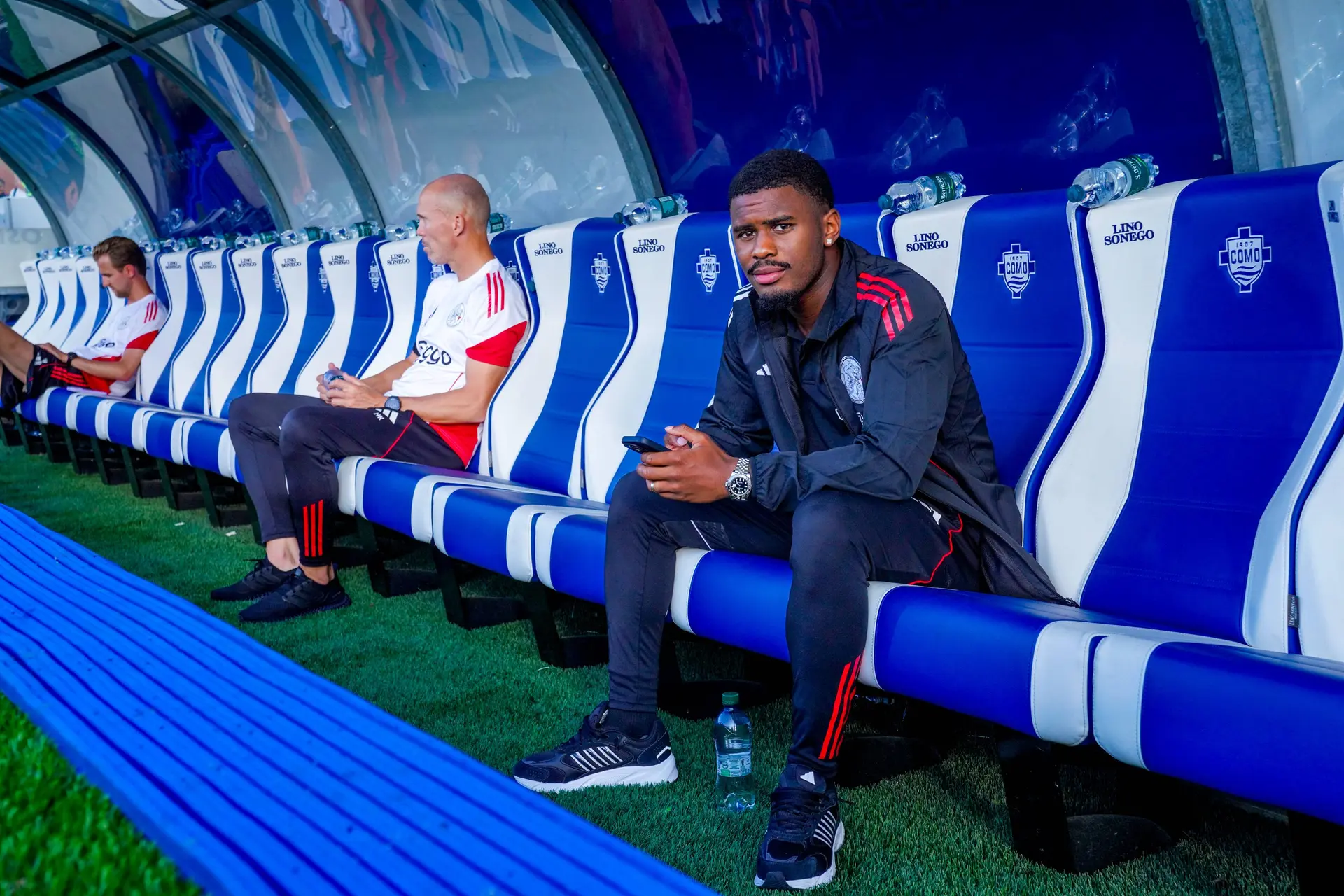 Ajax ziet geen noodzaak om Hato nu te verkopen: 'Volgend jaar minstens zoveel waard'