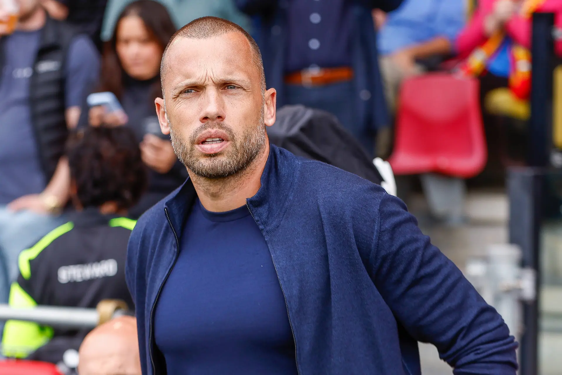 Heitinga reageert op 'zware CL-loting' Ajax: 'Thuis de punten pakken'