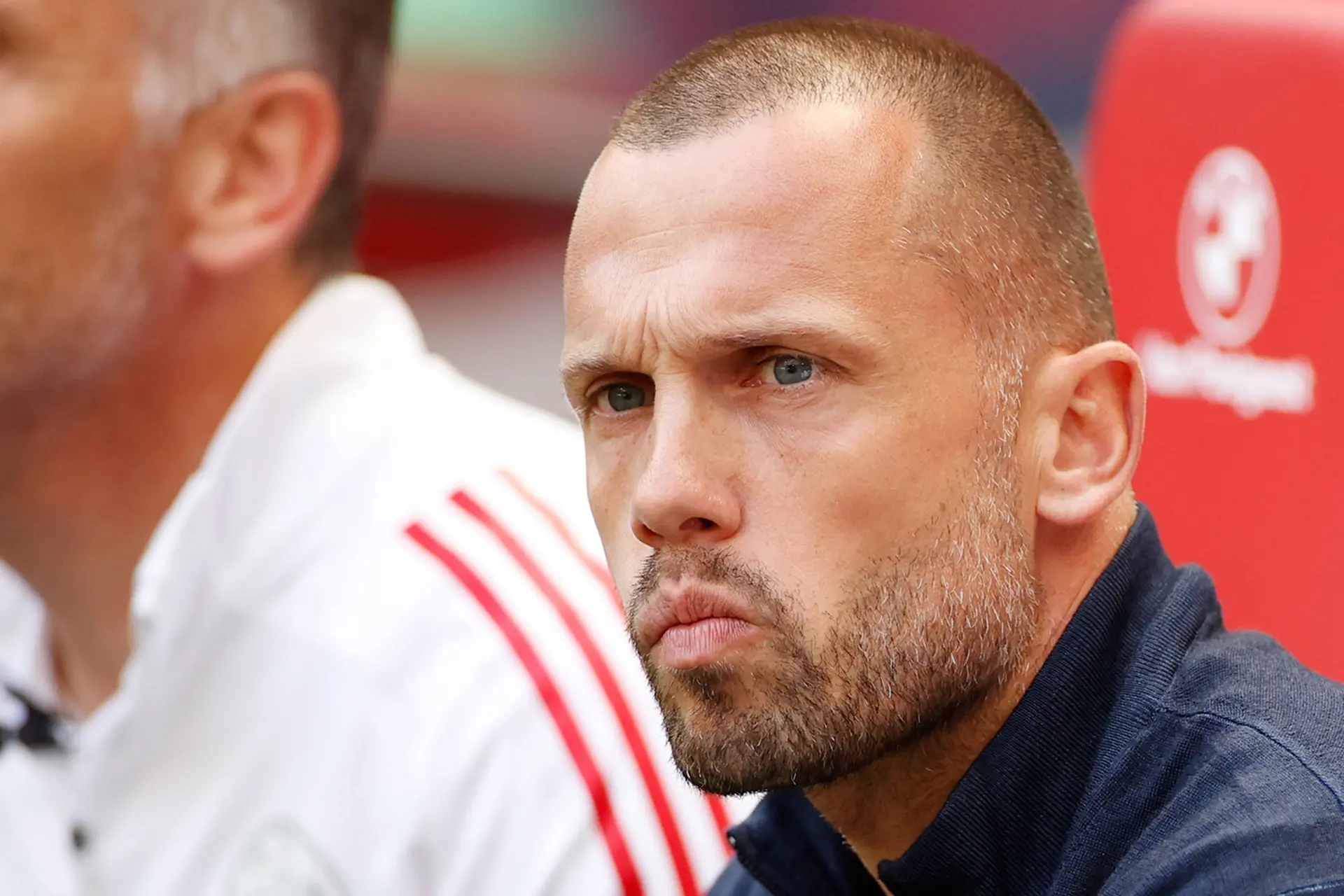 'Heitinga noemt Slot om de twee minuten, laat dan maar zien wat je van hem hebt geleerd'