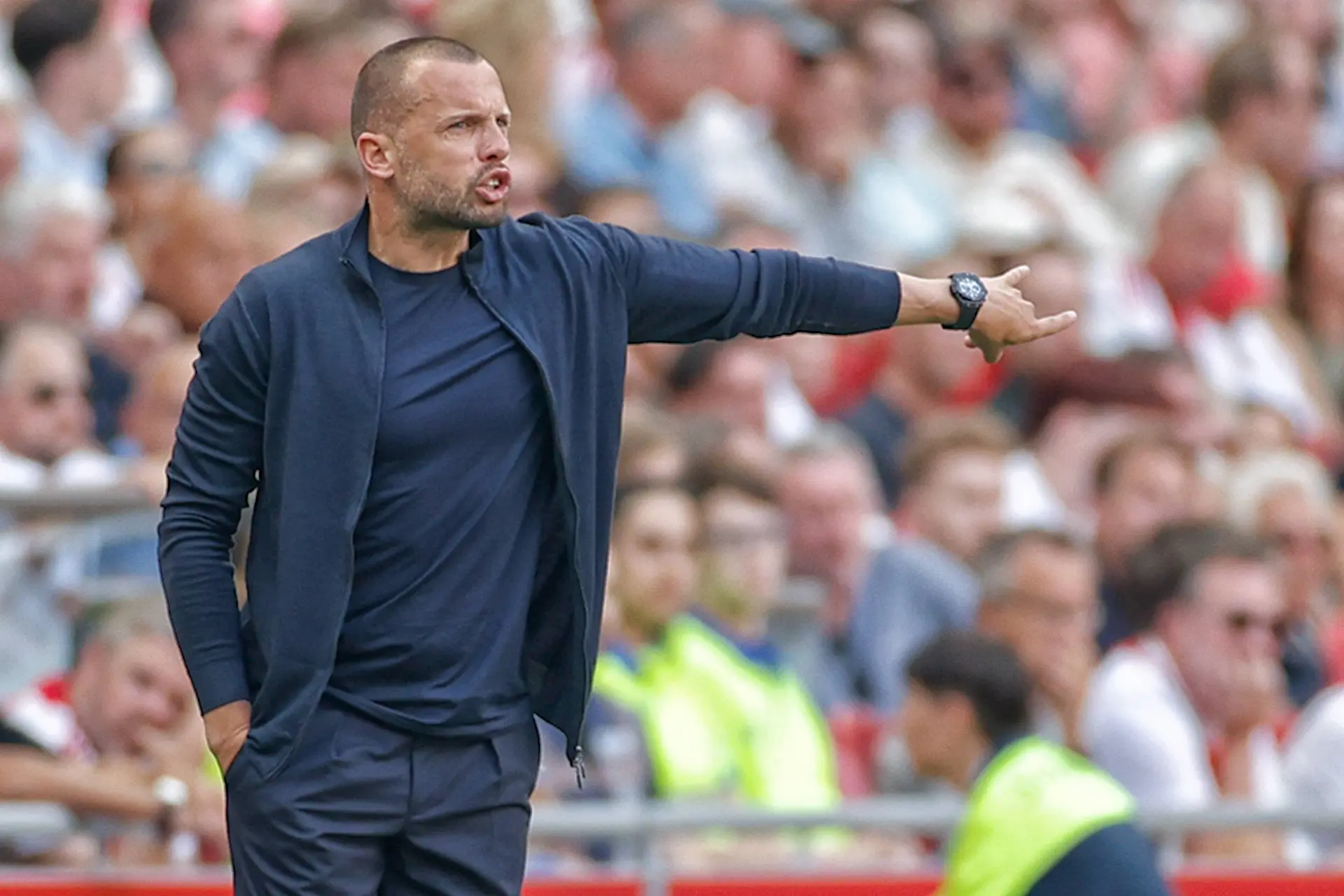 Heitinga sluit zich aan bij woorden Boel over 'zoekend Ajax': 'Zie je in de samenstelling van het elftal'