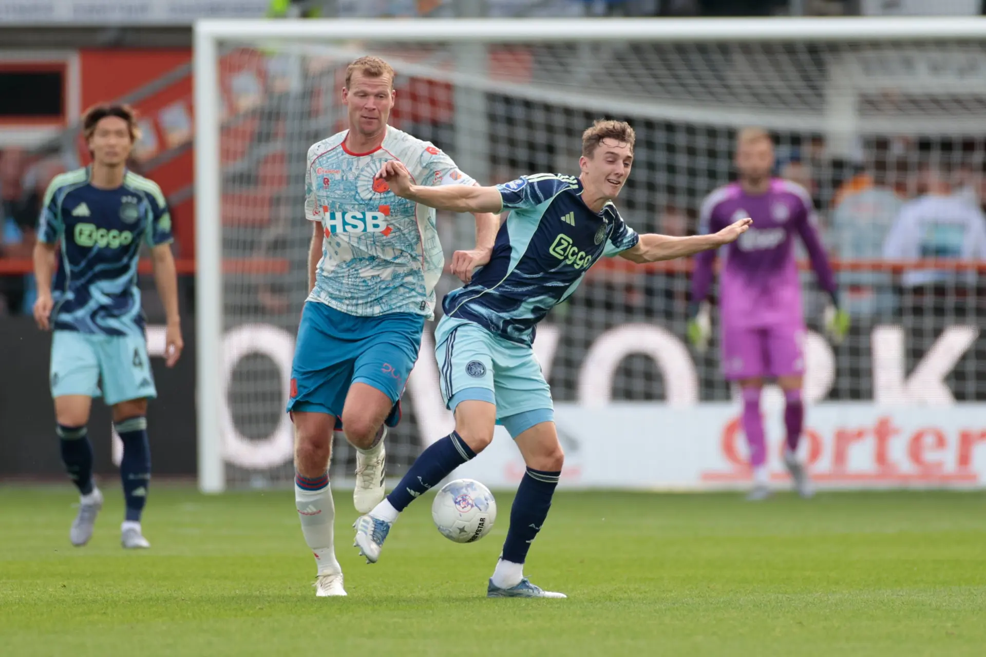 Veerman countert woorden Heitinga: 'Ajax moet heel ver wegblijven van duels met ons'