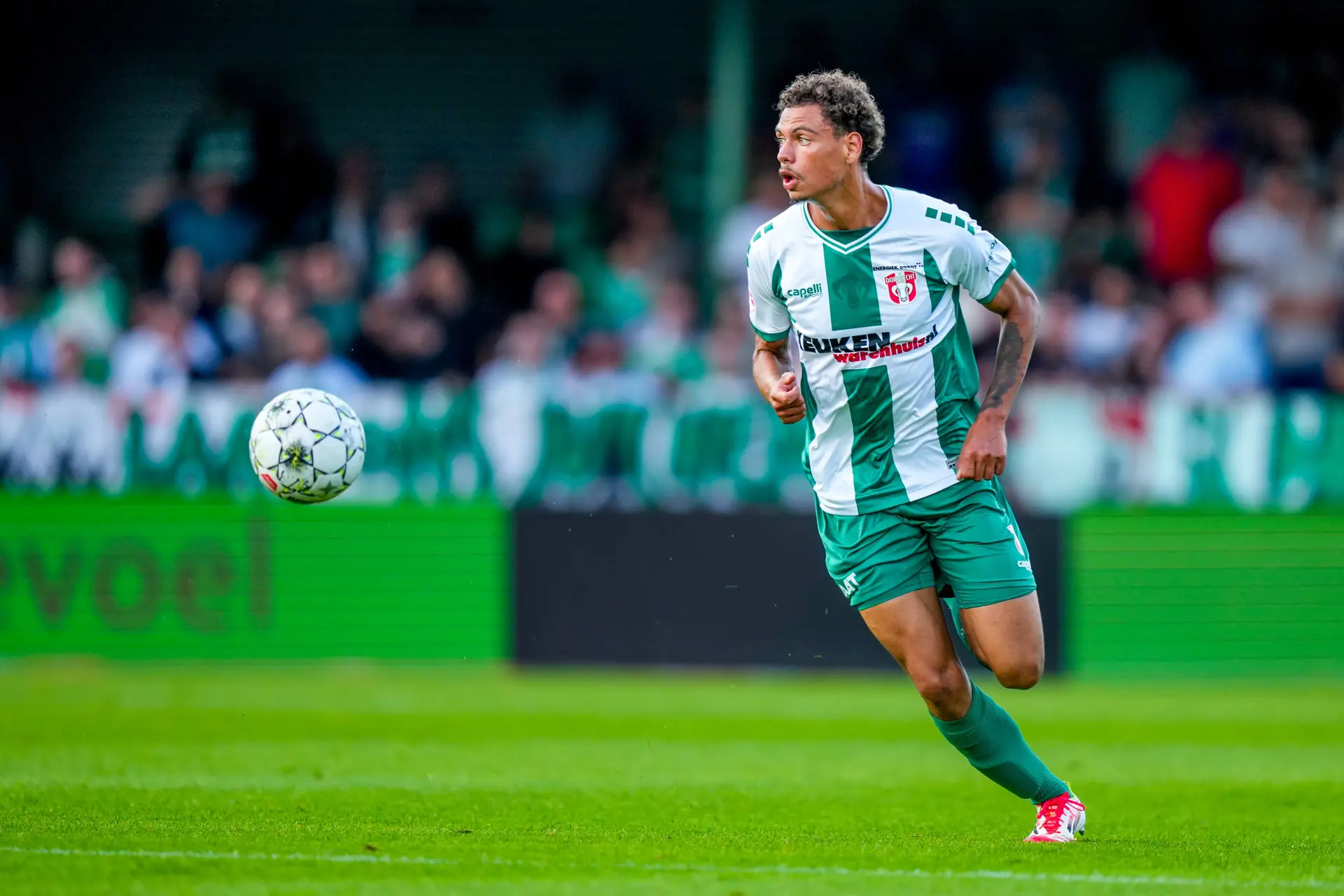 Markt open: Transfers Eredivisie zomer 2025 op een rij!