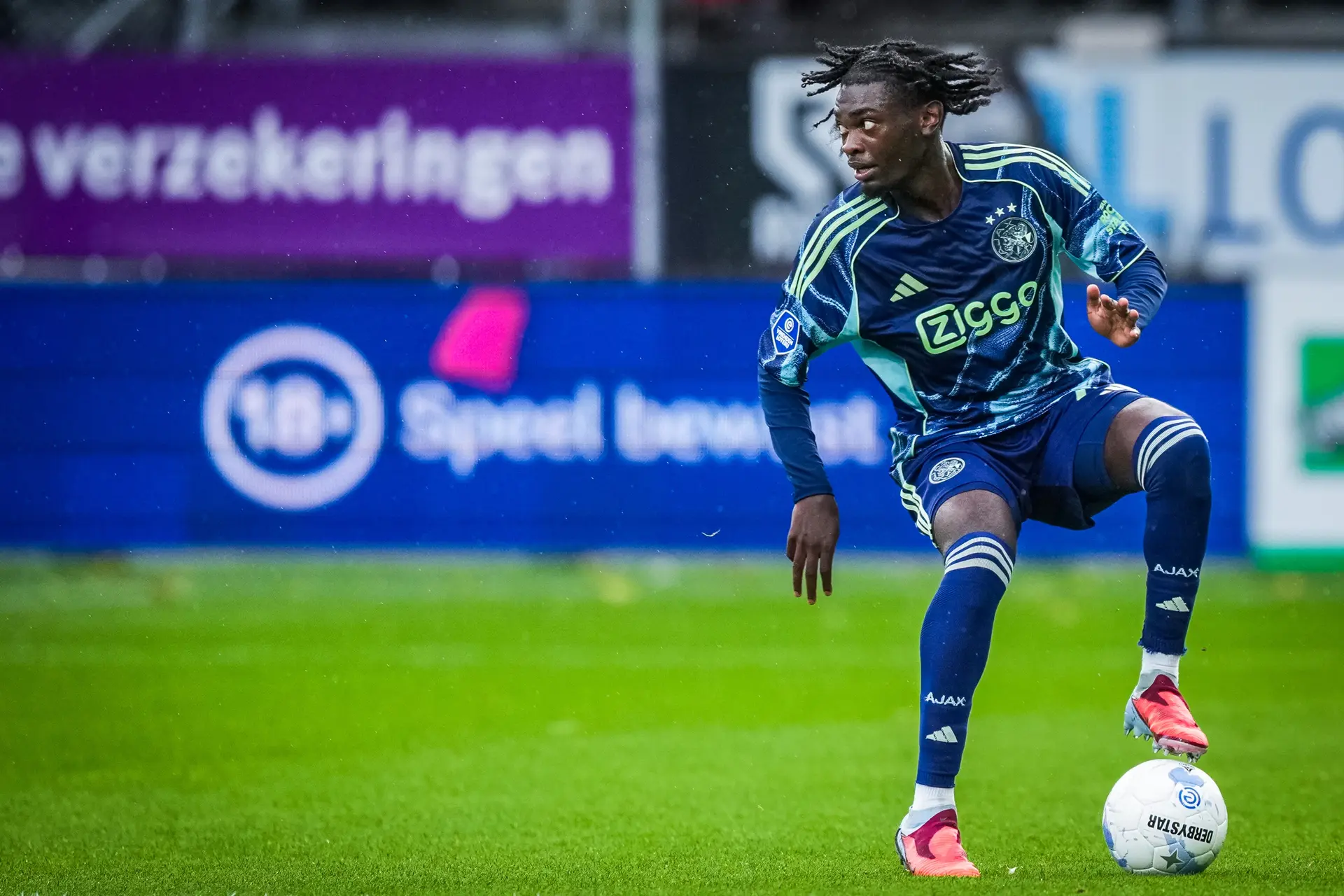 Ajax wil Mokio alleen tijdens interlandperiode afstaan: 'Hebben met Jorthy gesproken'