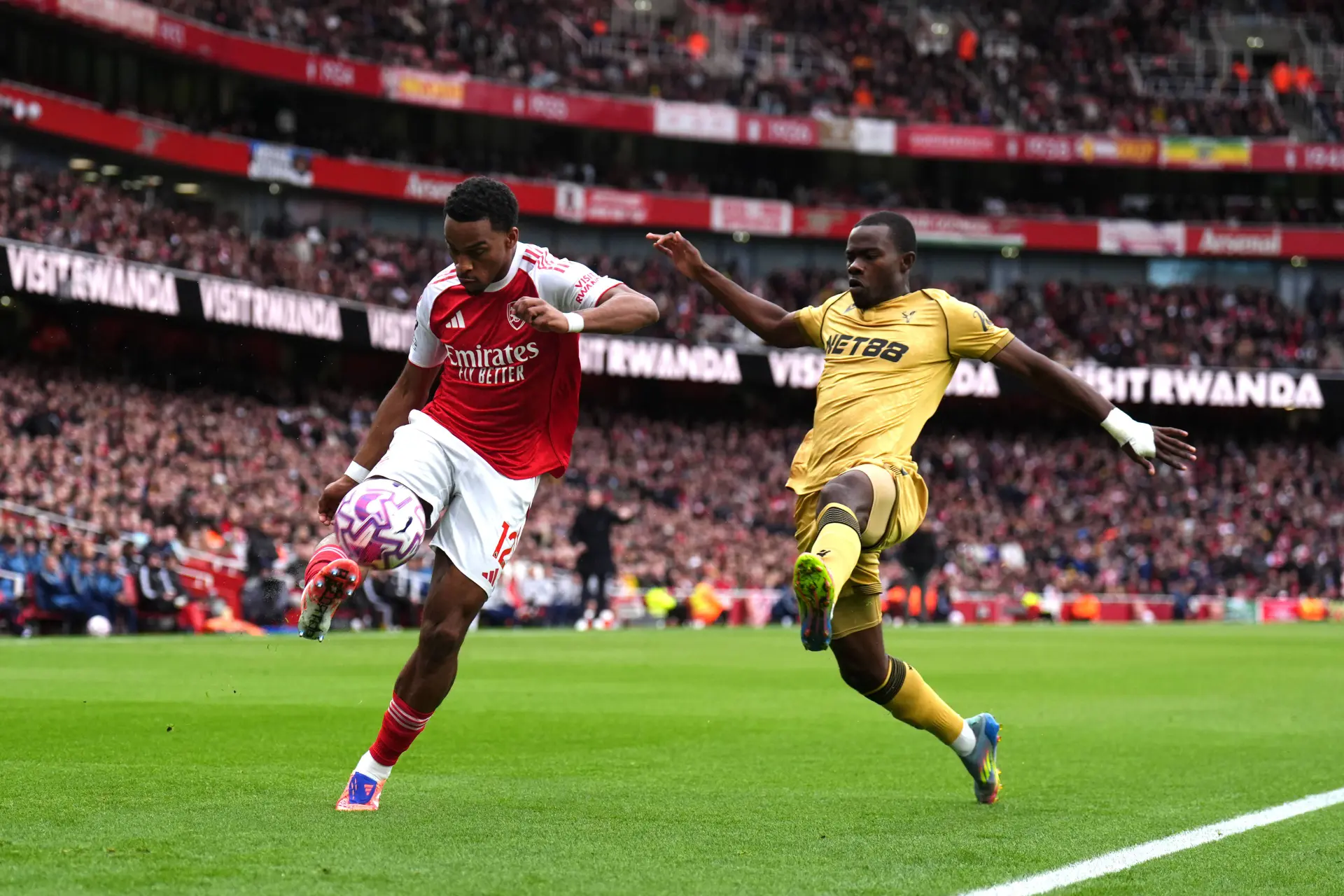 Timber kan niet meer stuk in Engeland: 'Misschien wel beste speler van Arsenal'