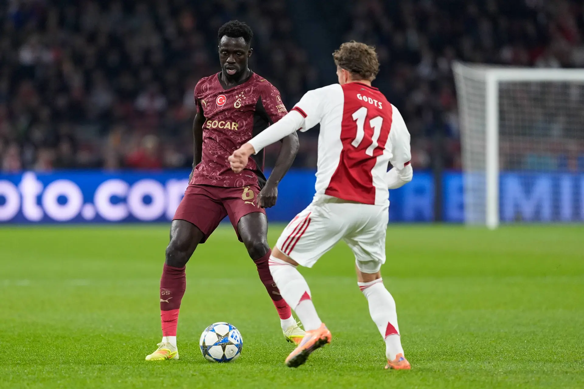Sánchez hint op toekomstige terugkeer bij Ajax: 'De club heeft mij de kans gegeven'