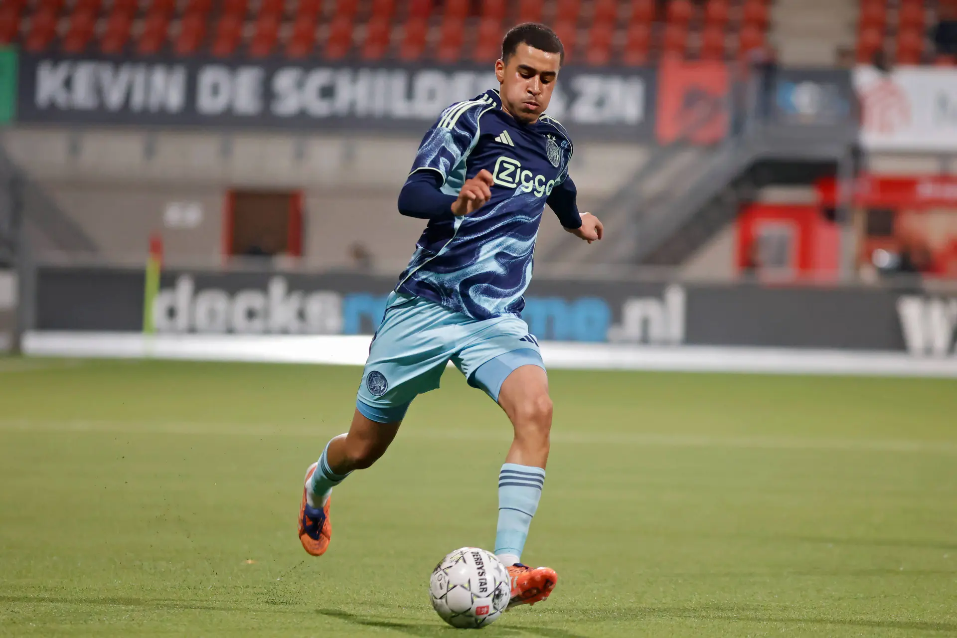 Abdellah Ouazane MVV Maastricht Jong Ajax