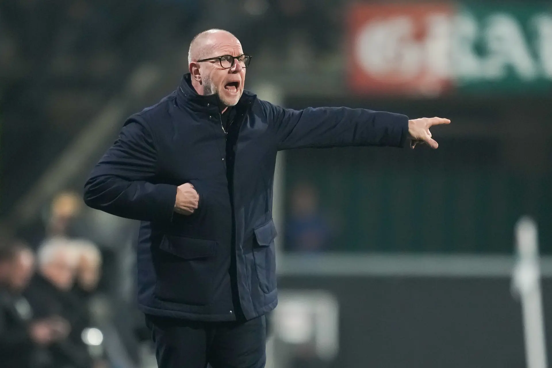 Grim kiest opvolger van Taylor tegen Telstar, trainer hakt ook knoop door op backposities