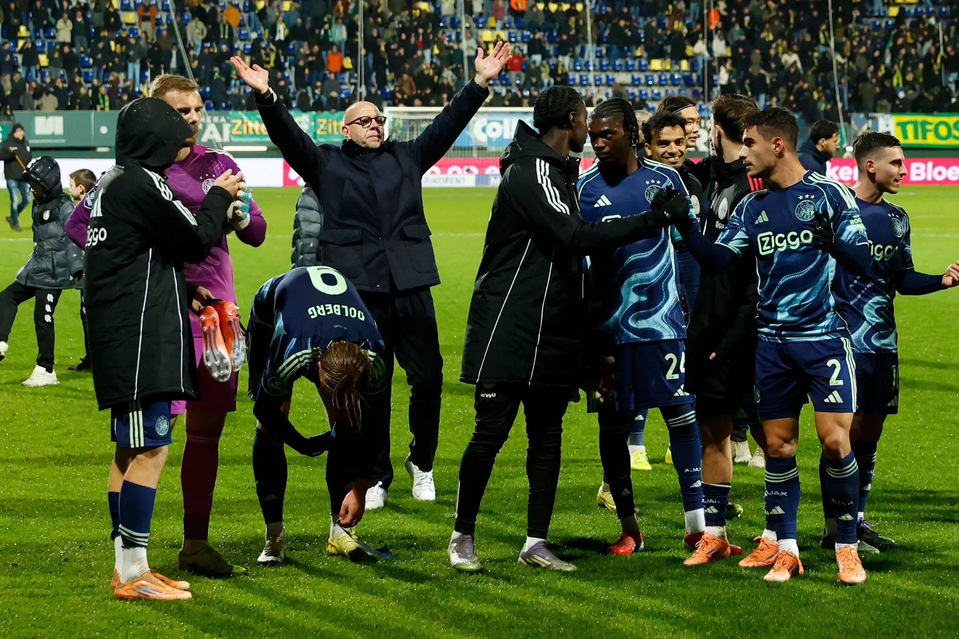 Inan ziet het vertrouwen groeien bij Ajax: 'Hopen stiekem op die tweede plaats'