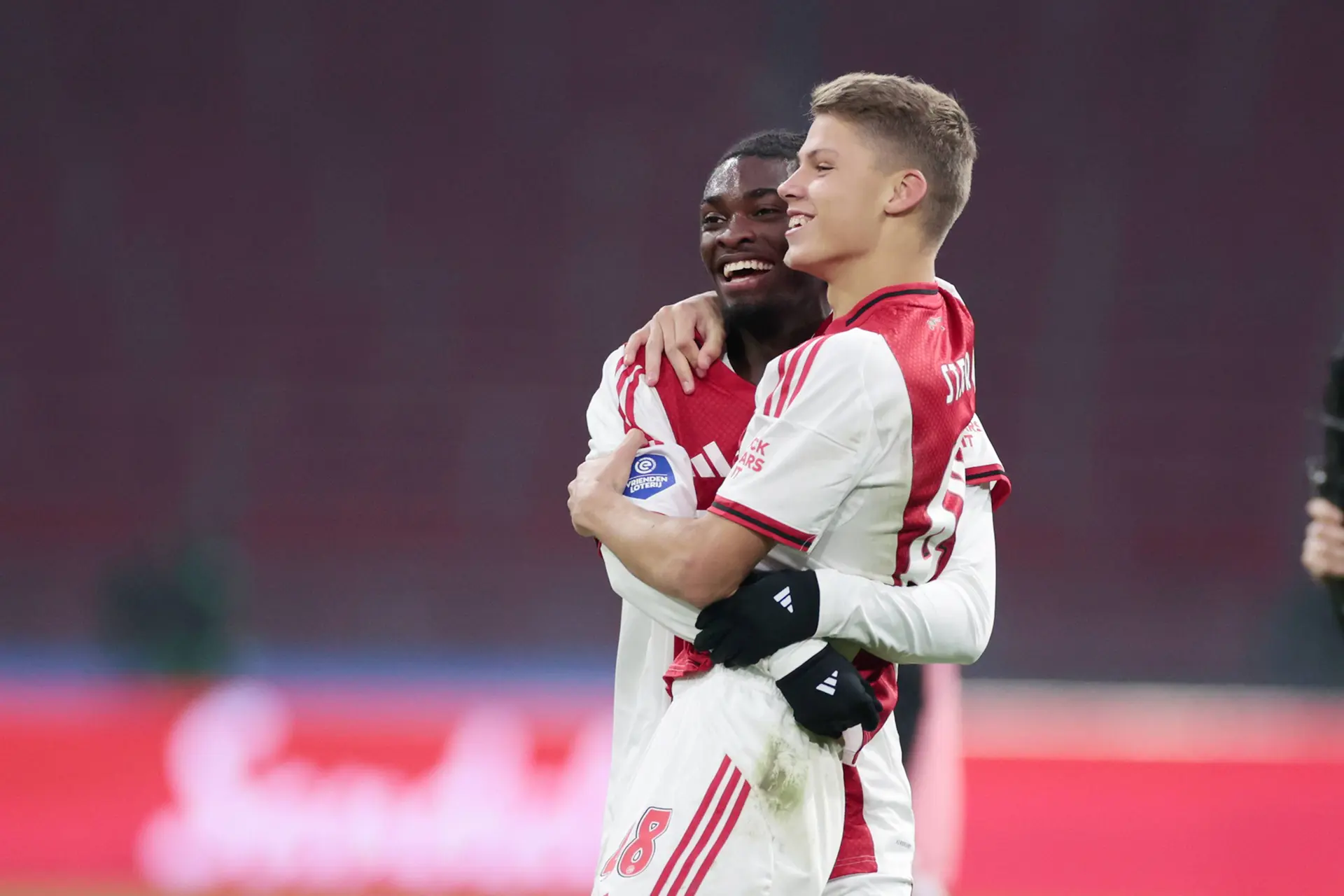 NB: 'Grim en de Ajax-talenten bewijzen het tegendeel over de jeugdopleiding'