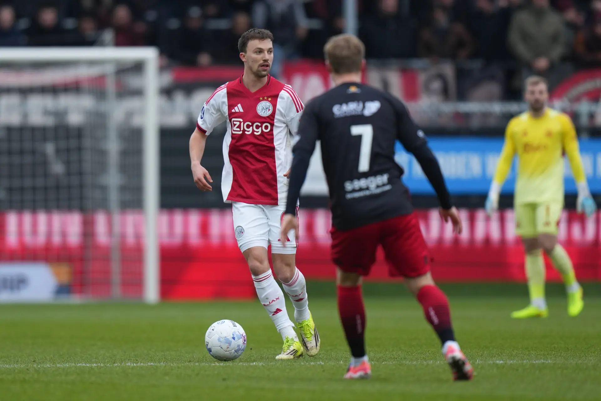 Regeer heeft 'heel slecht gevoel' na 'pingpongwedstrijd' Excelsior - Ajax