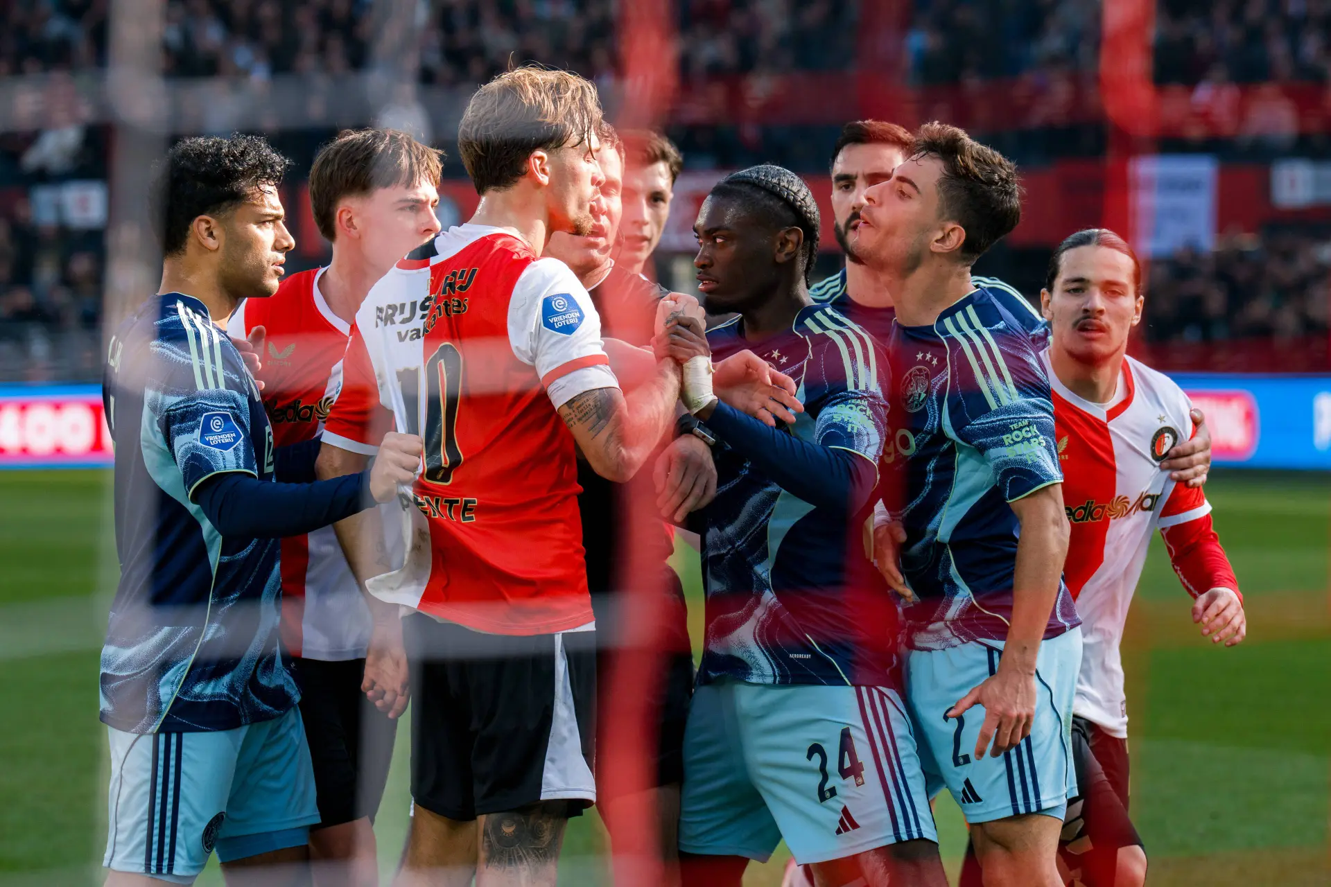 Ajax speelt vooral uitwedstrijden in Eredivisie na mogelijk midweekse Conference League-duels