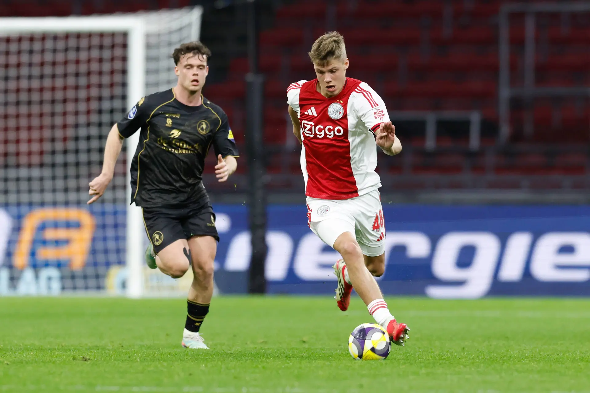 Rondom Ajax: Spaan lovend over Steur: 'Tegen Sparta was die Steur verleden tijd'