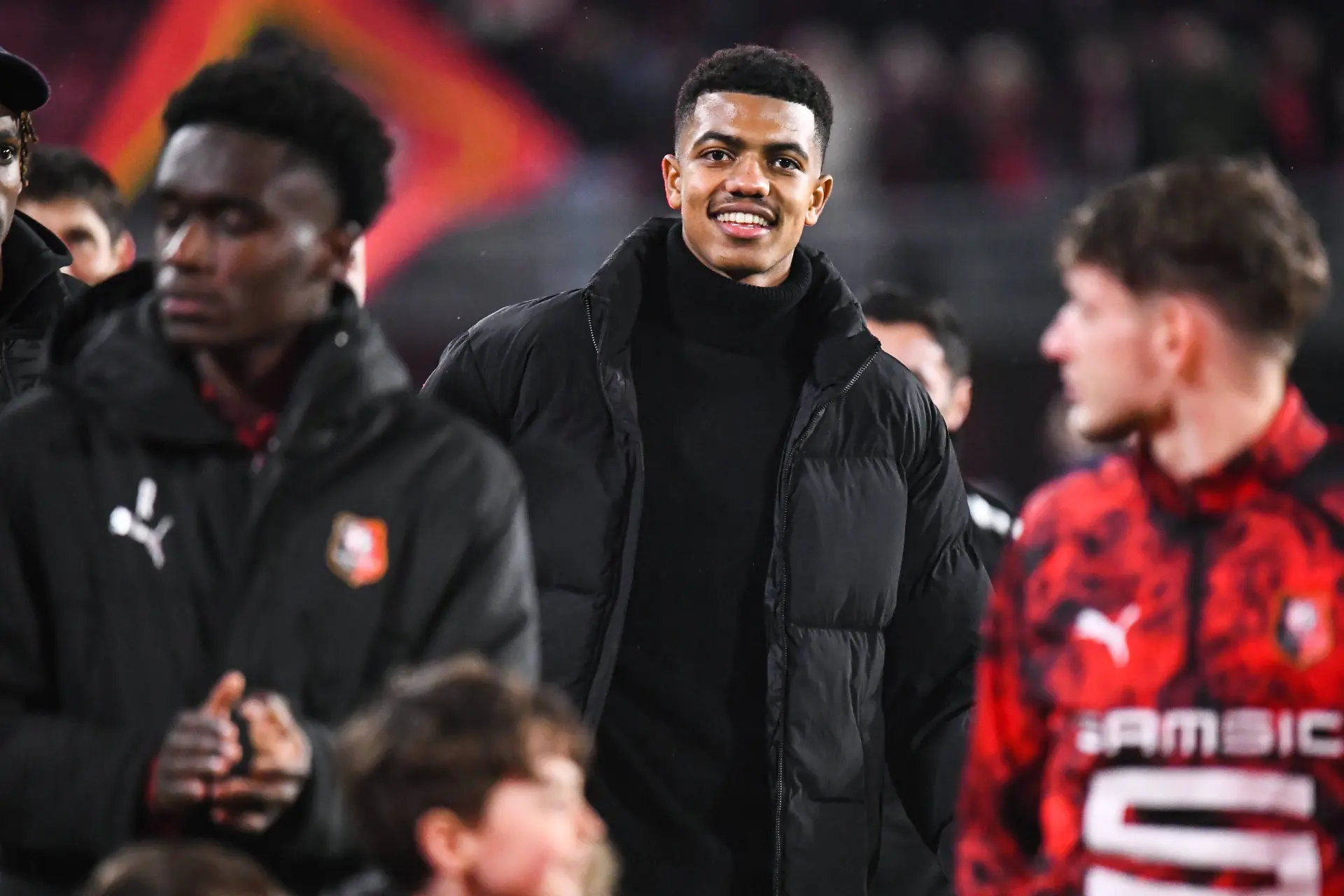 Geruchtenmolen: 'Ajax ziet in Stade Rennes-verdediger investering voor de toekomst'