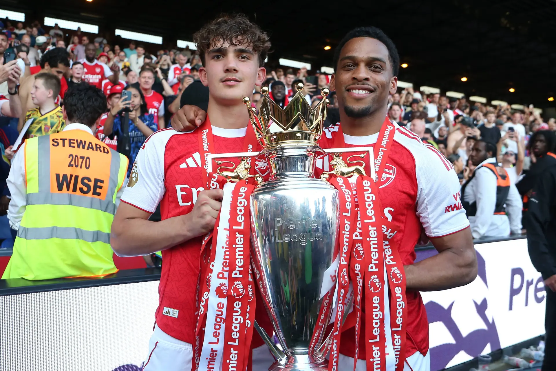 Ajax Showtime Max Dowman Jurriën Timber Premier League Champions