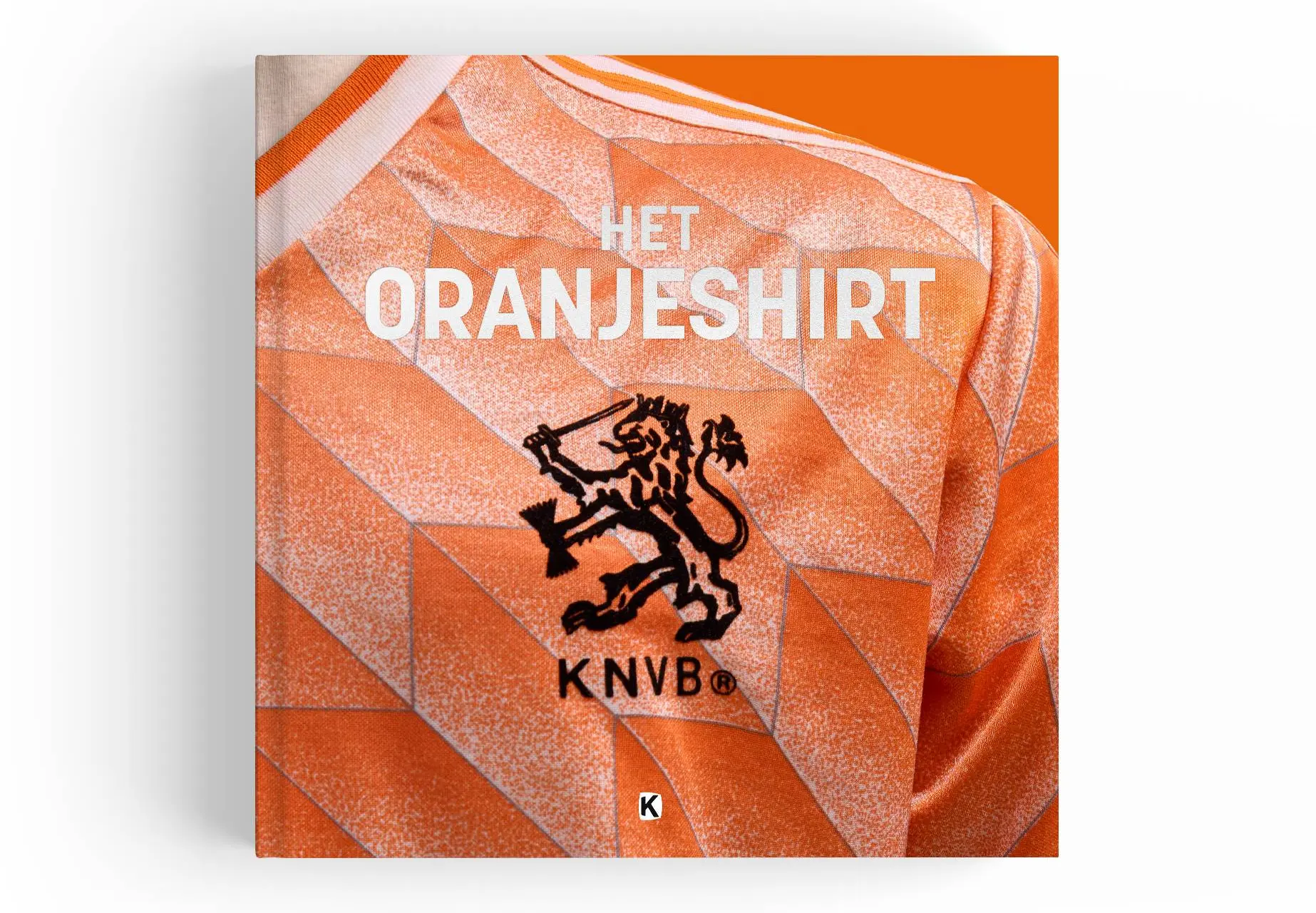 Must have voor de Nederlands elftal-supporter: het boek 'Het Oranjeshirt'
