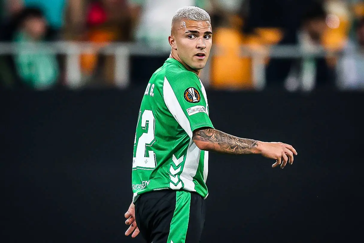 Geruchtenmolen: 'Ajax nog altijd in de race voor talent van Real Betis'