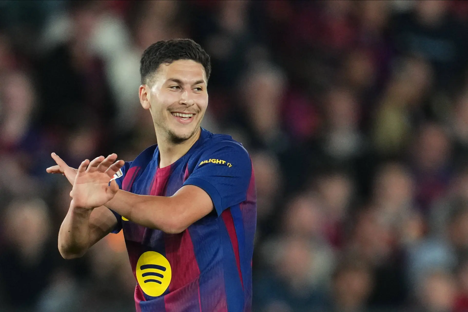 Geruchtenmolen: 'Ajax heeft goede kans om Barça-aanvaller Roony op huurbasis over te nemen'