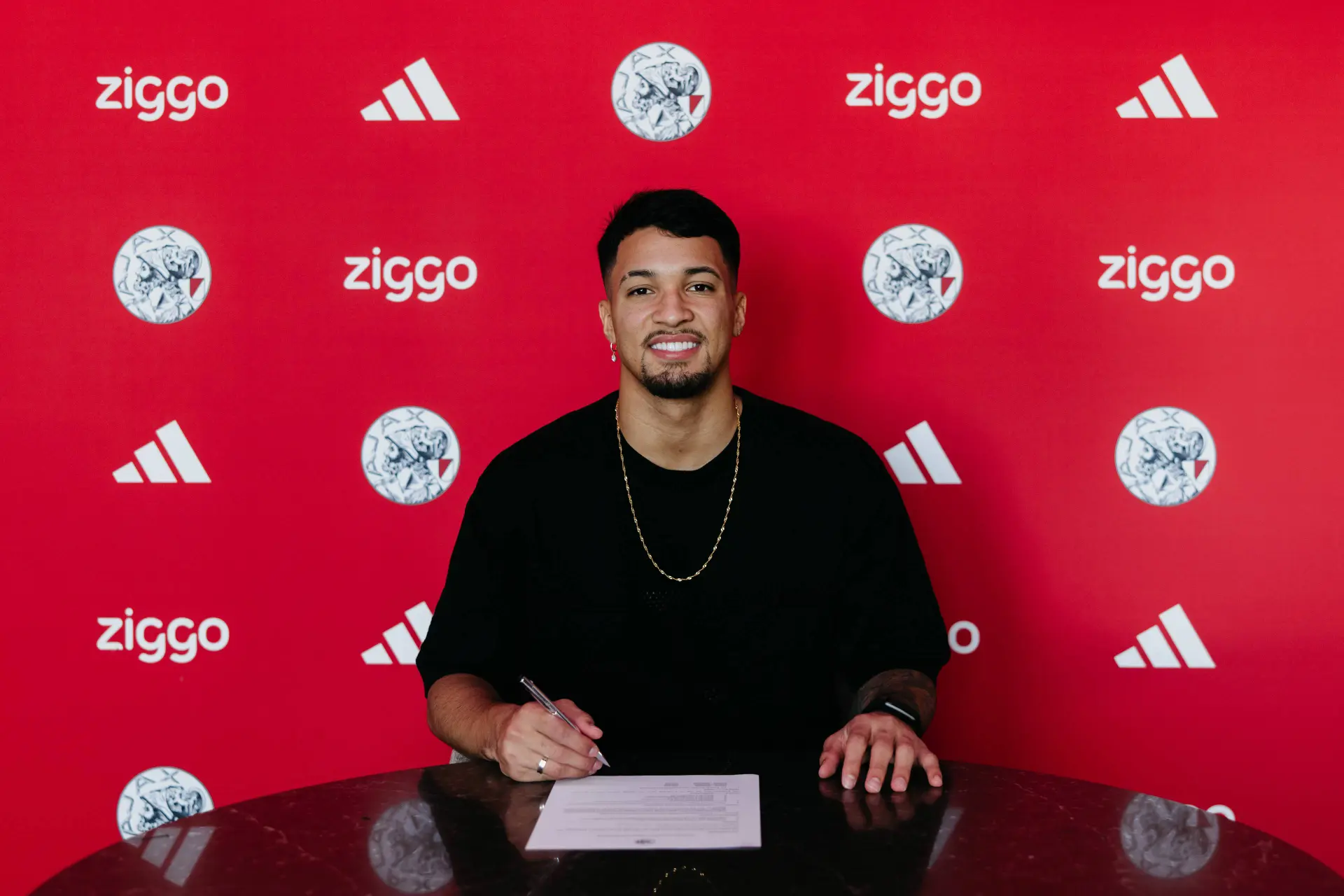 Ajax Showtime Marcos Leonardo